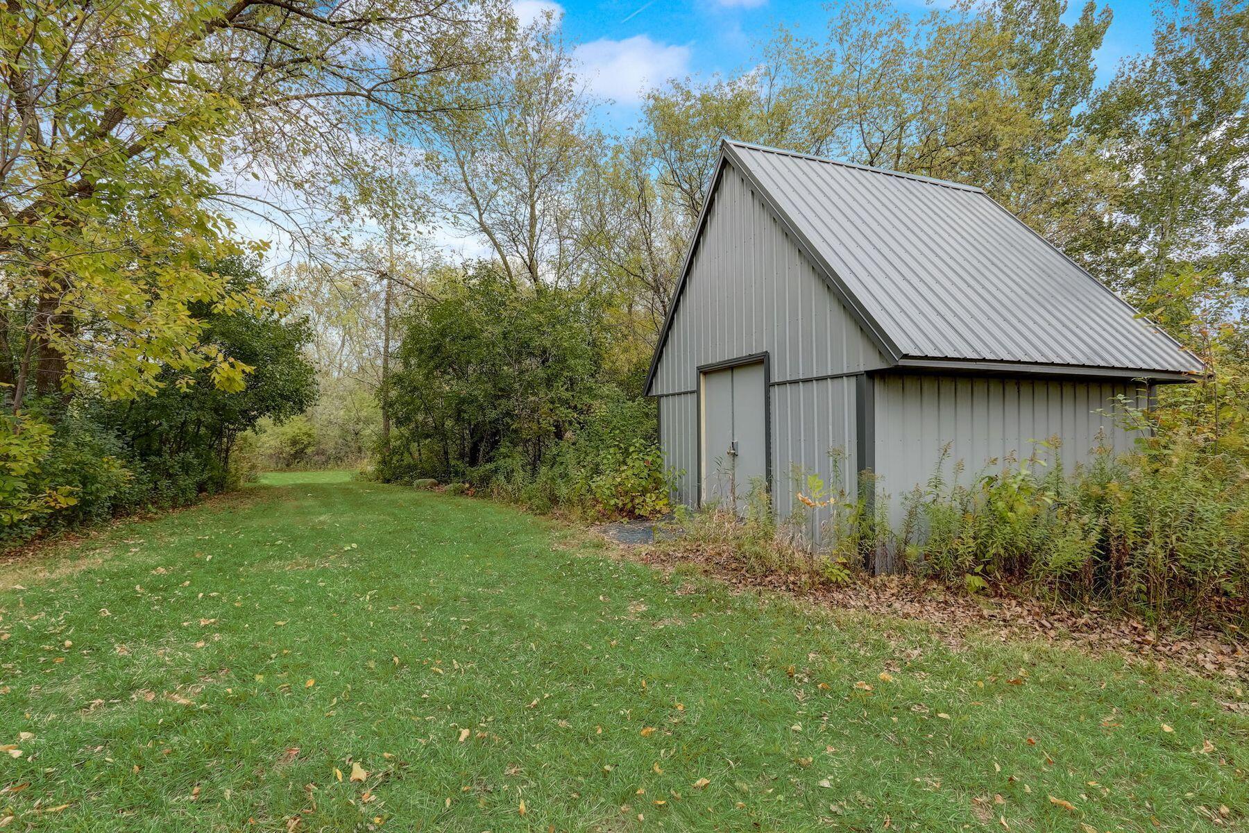 N6854 Noble Rd