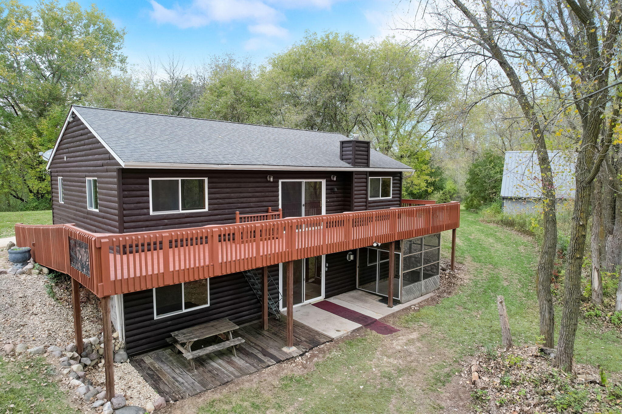 N6854 Noble Rd