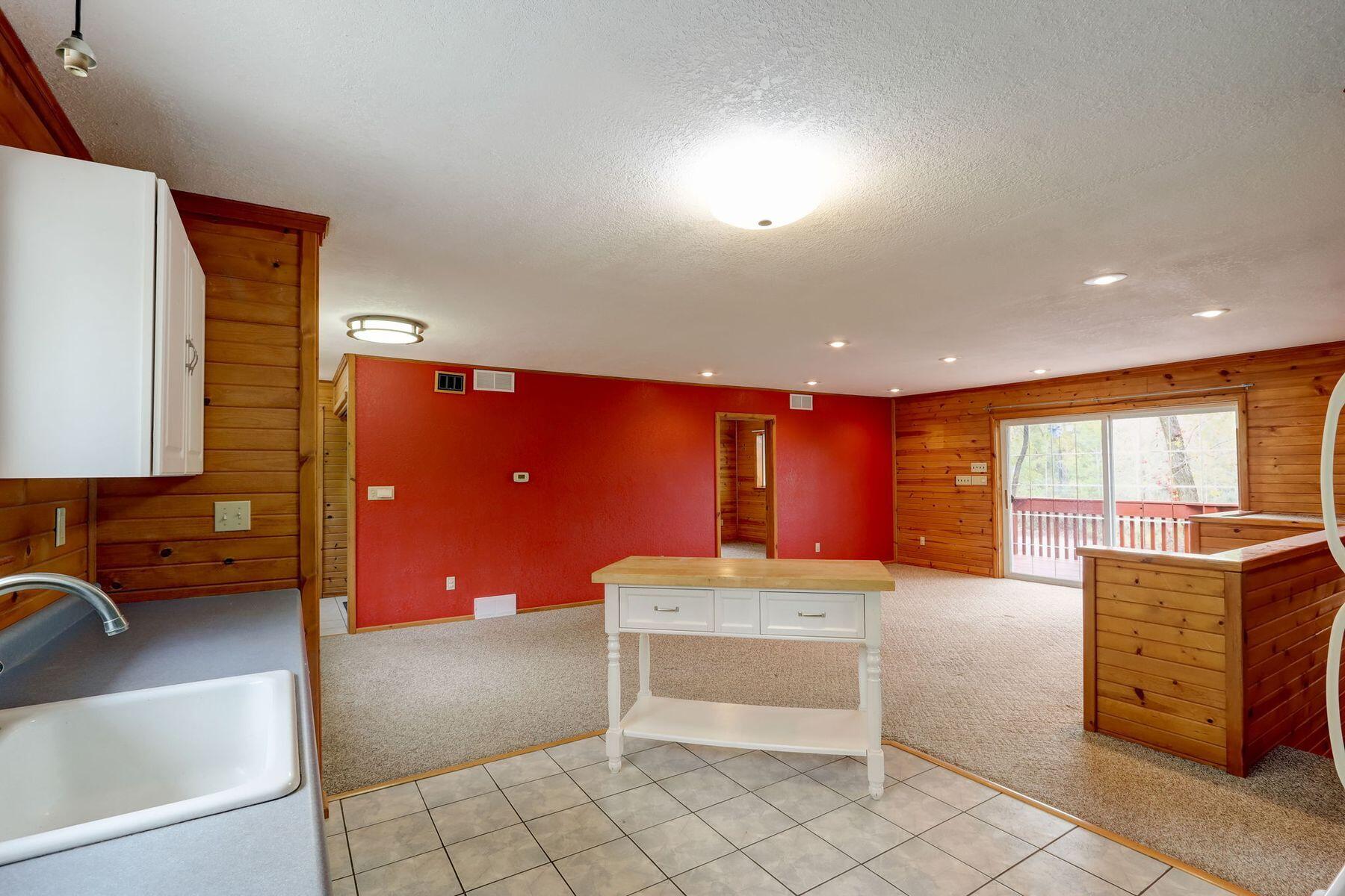 N6854 Noble Rd