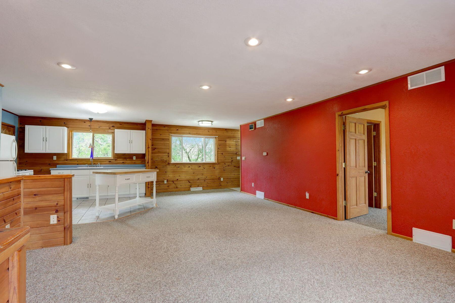 N6854 Noble Rd