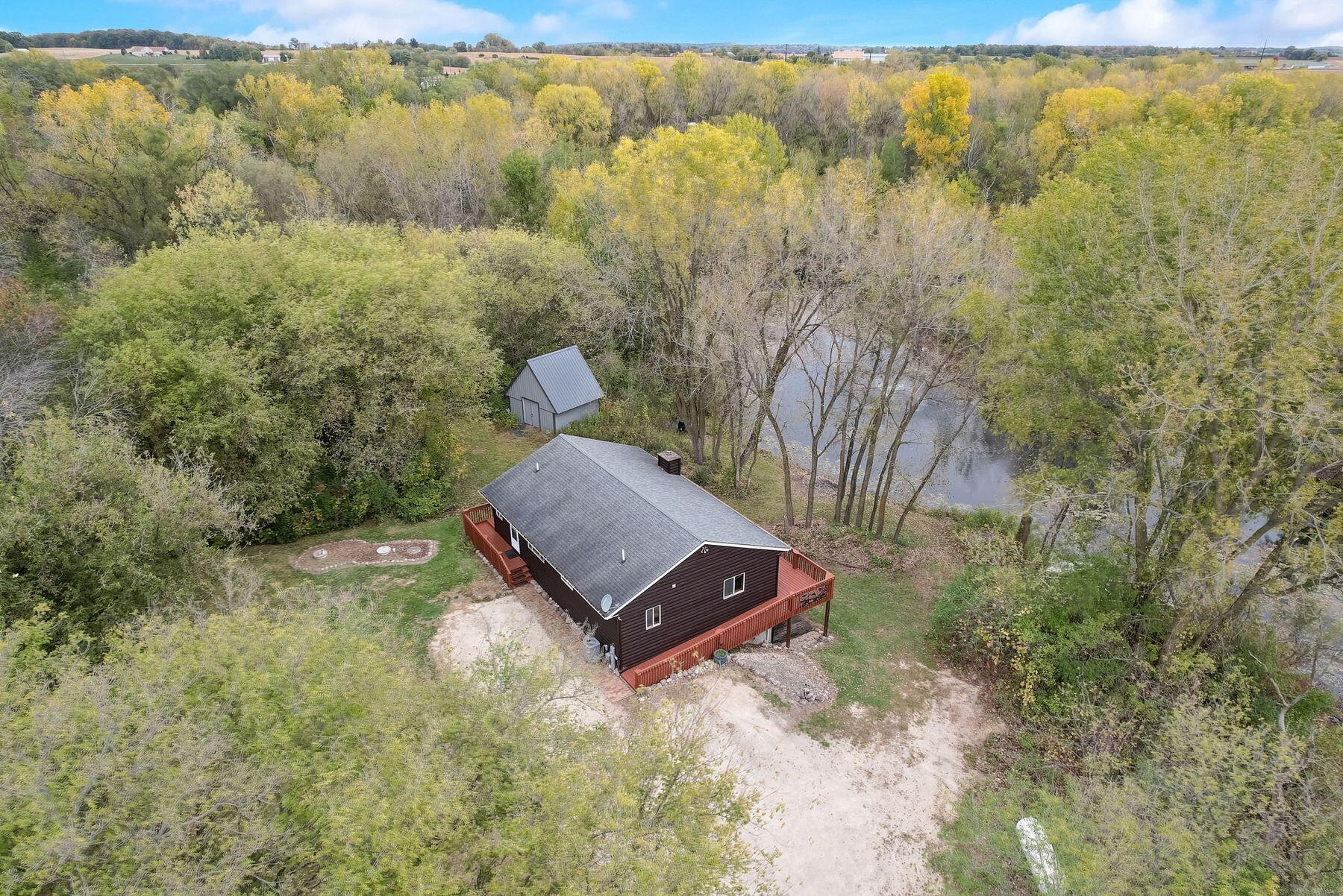 N6854 Noble Rd