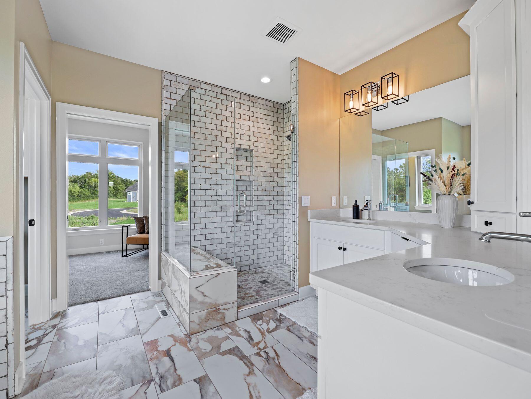 W150N11716 Mistletoe Ct