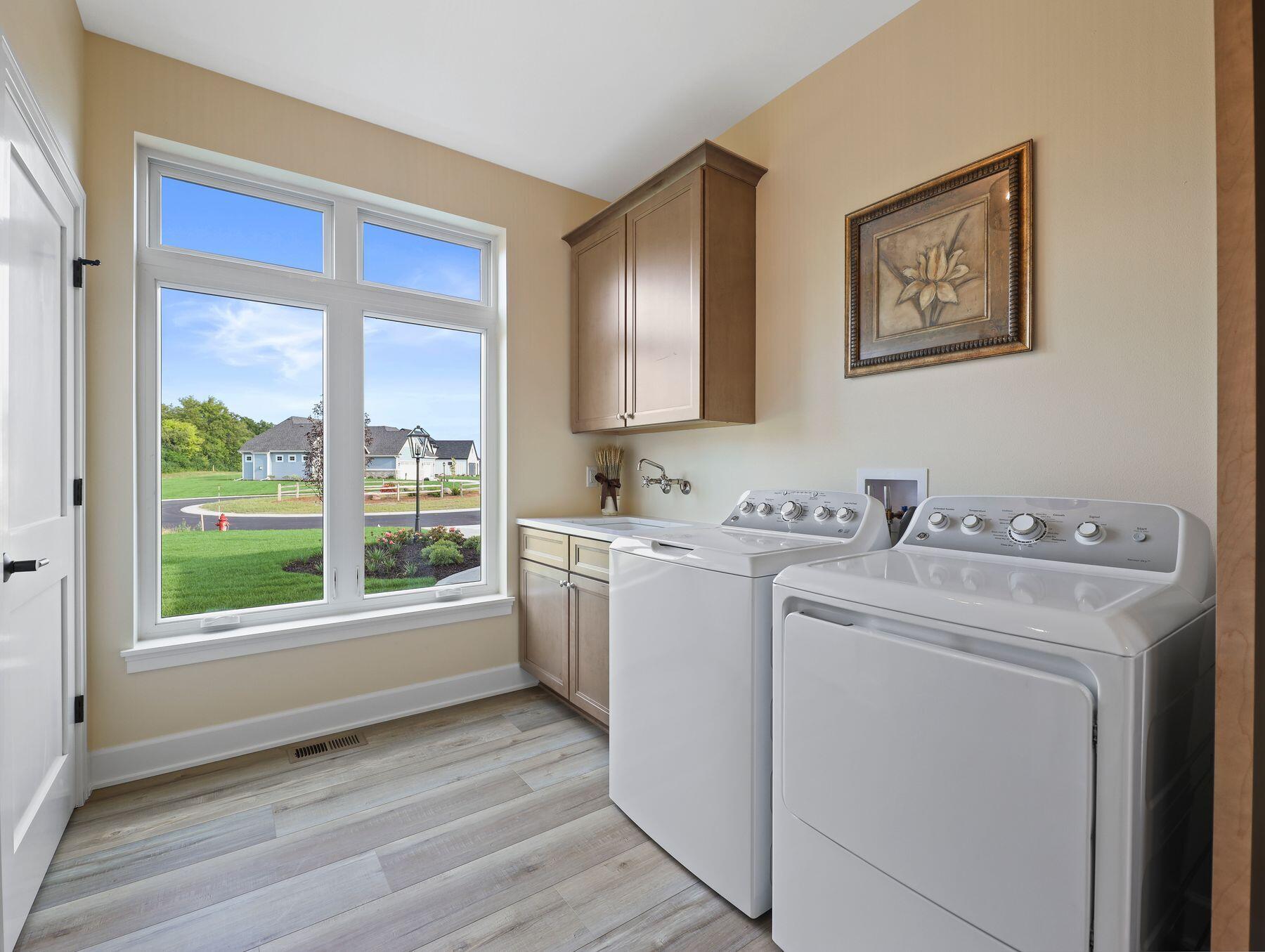 W150N11716 Mistletoe Ct