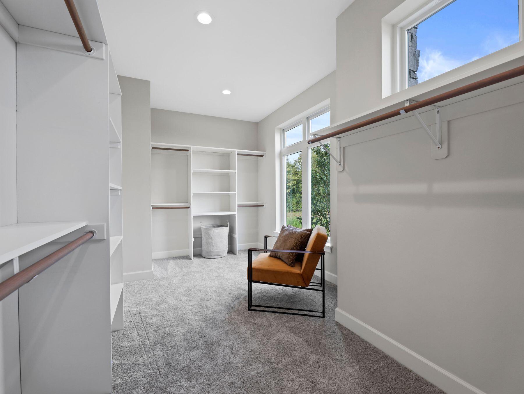 W150N11716 Mistletoe Ct