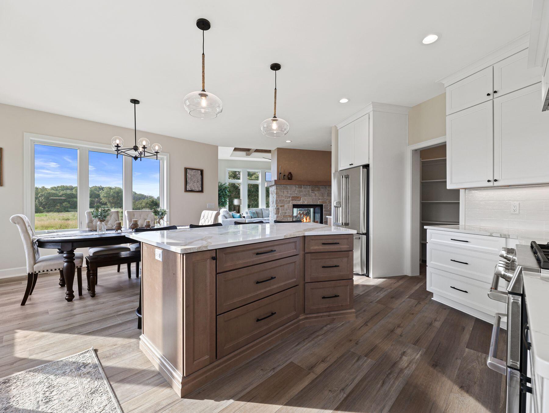 W150N11716 Mistletoe Ct