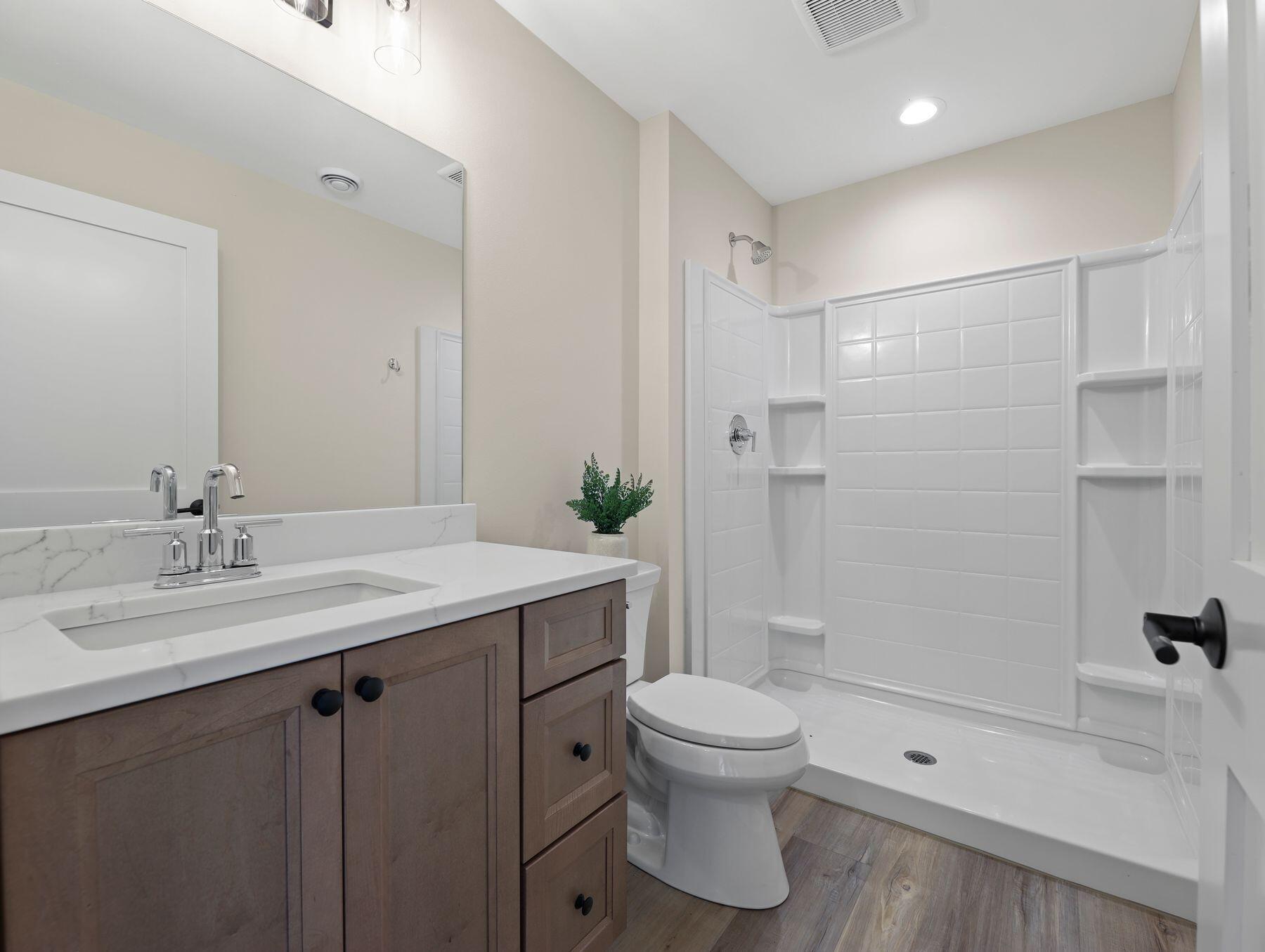 W150N11716 Mistletoe Ct