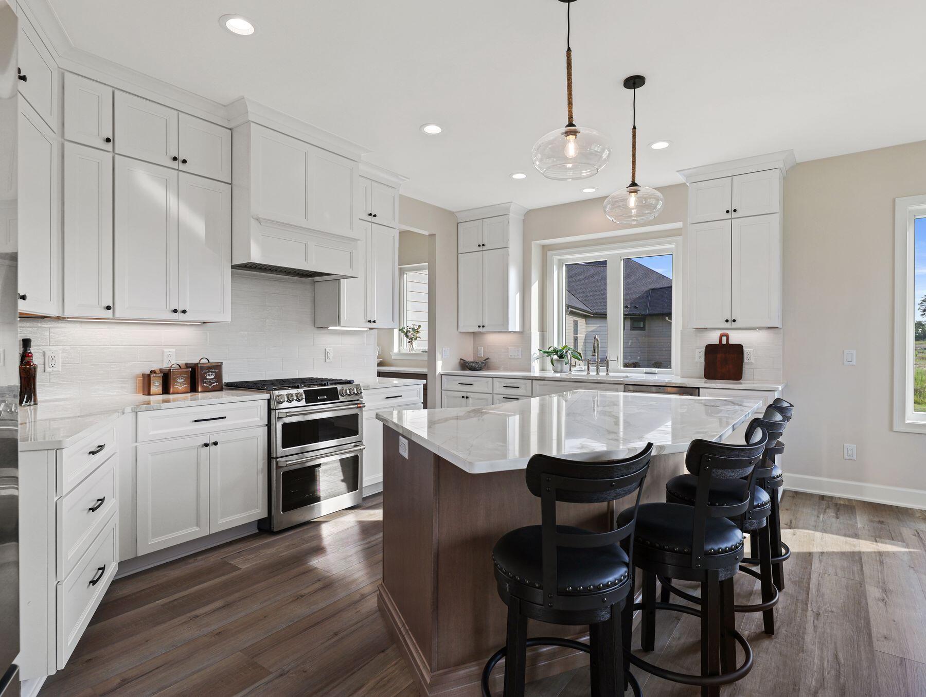 W150N11716 Mistletoe Ct