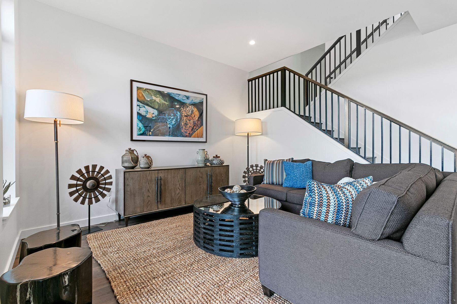 1144 Brookwood Dr