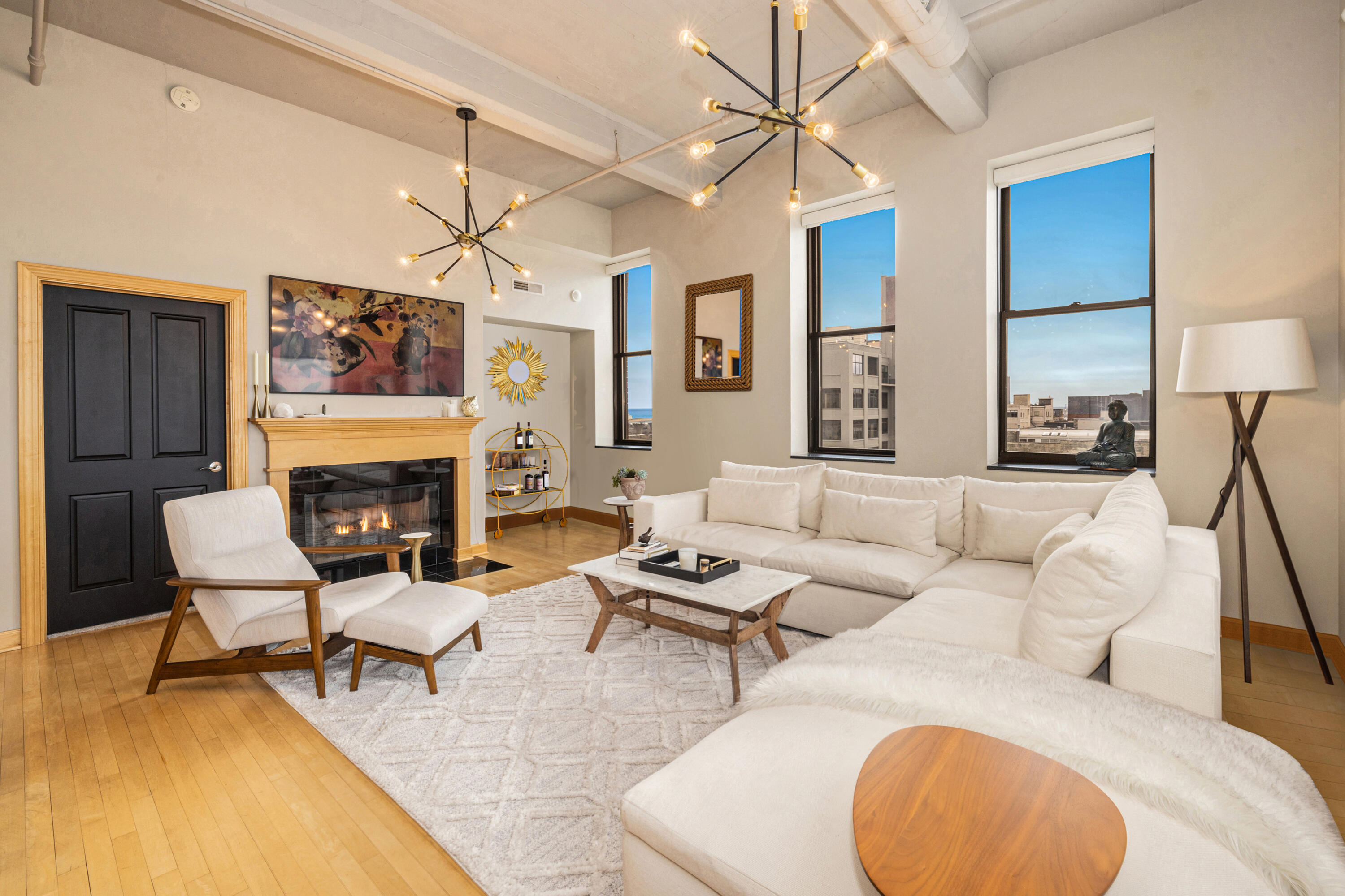 400 N Broadway - 903