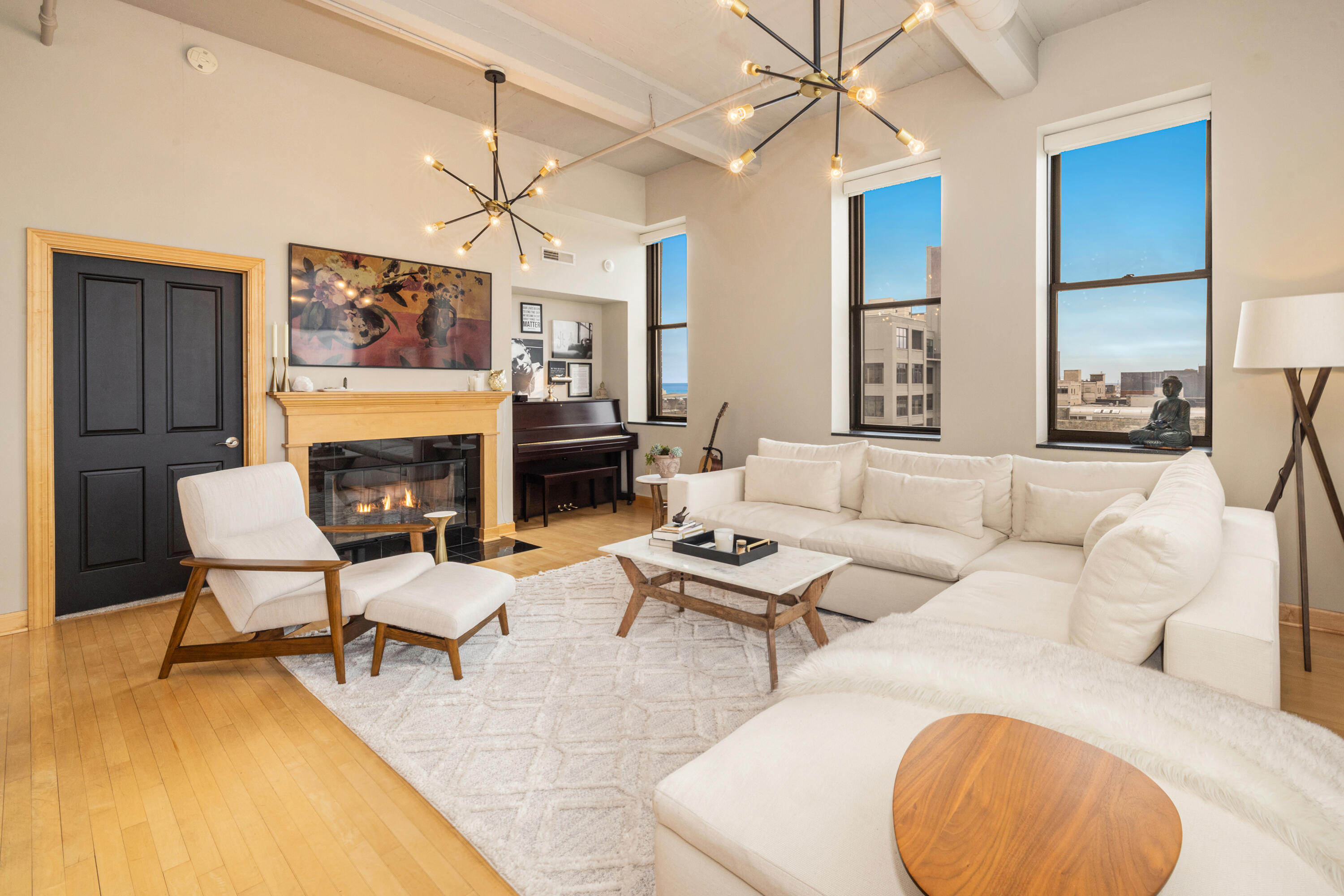 400 N Broadway - 903
