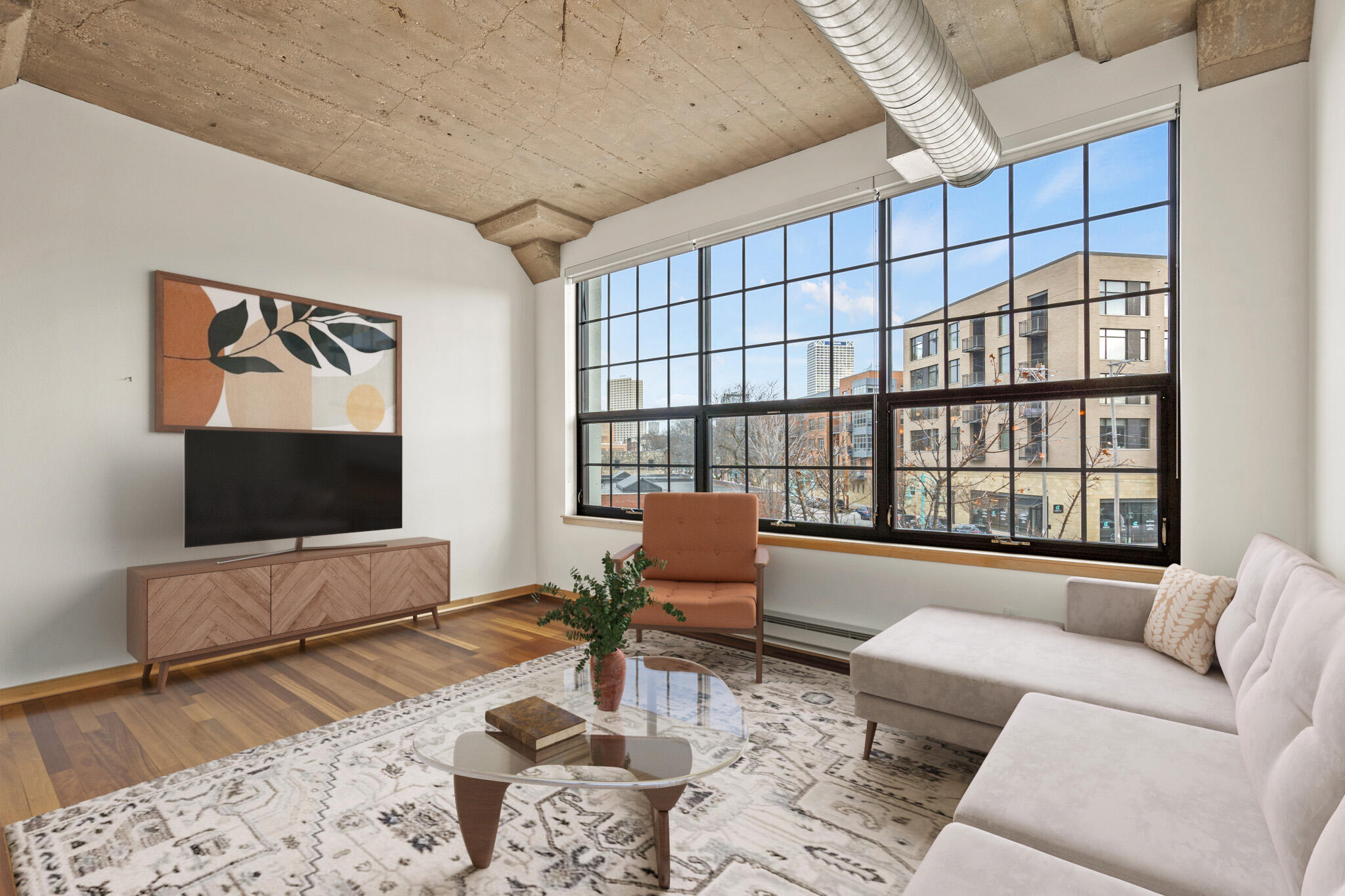 311 E Erie St 204