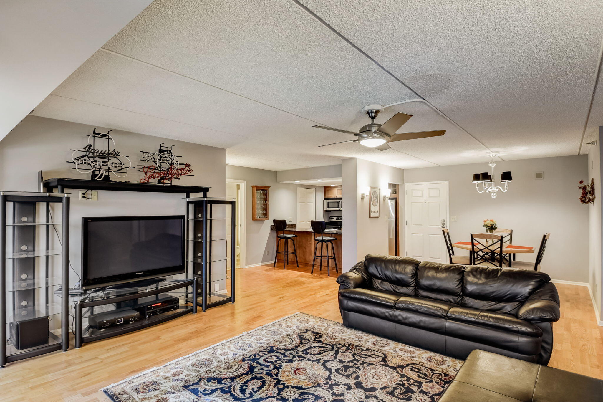 270 E Highland Ave 1244