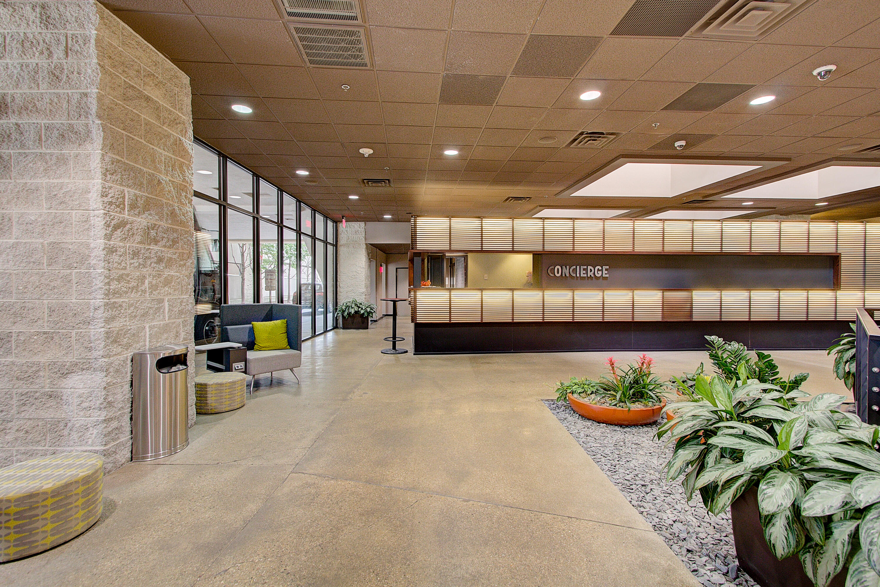 270 E Highland Ave 1244