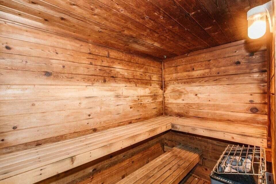 270 E Highland Ave 1244