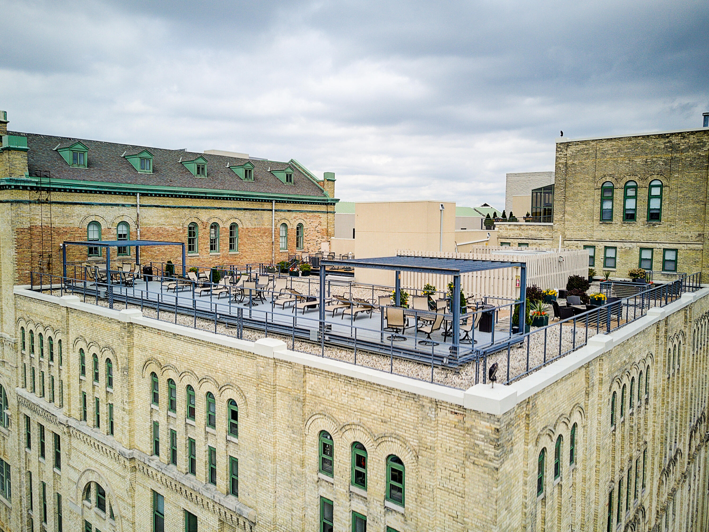 270 E Highland Ave 1244