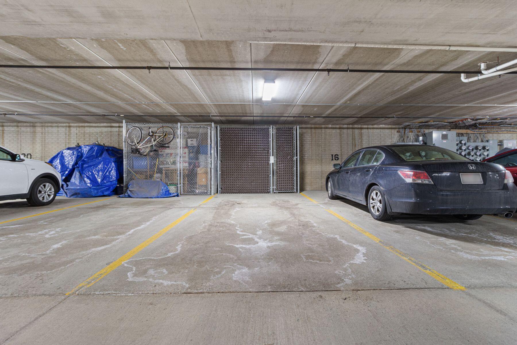 6020 S Buckhorn Ave 301