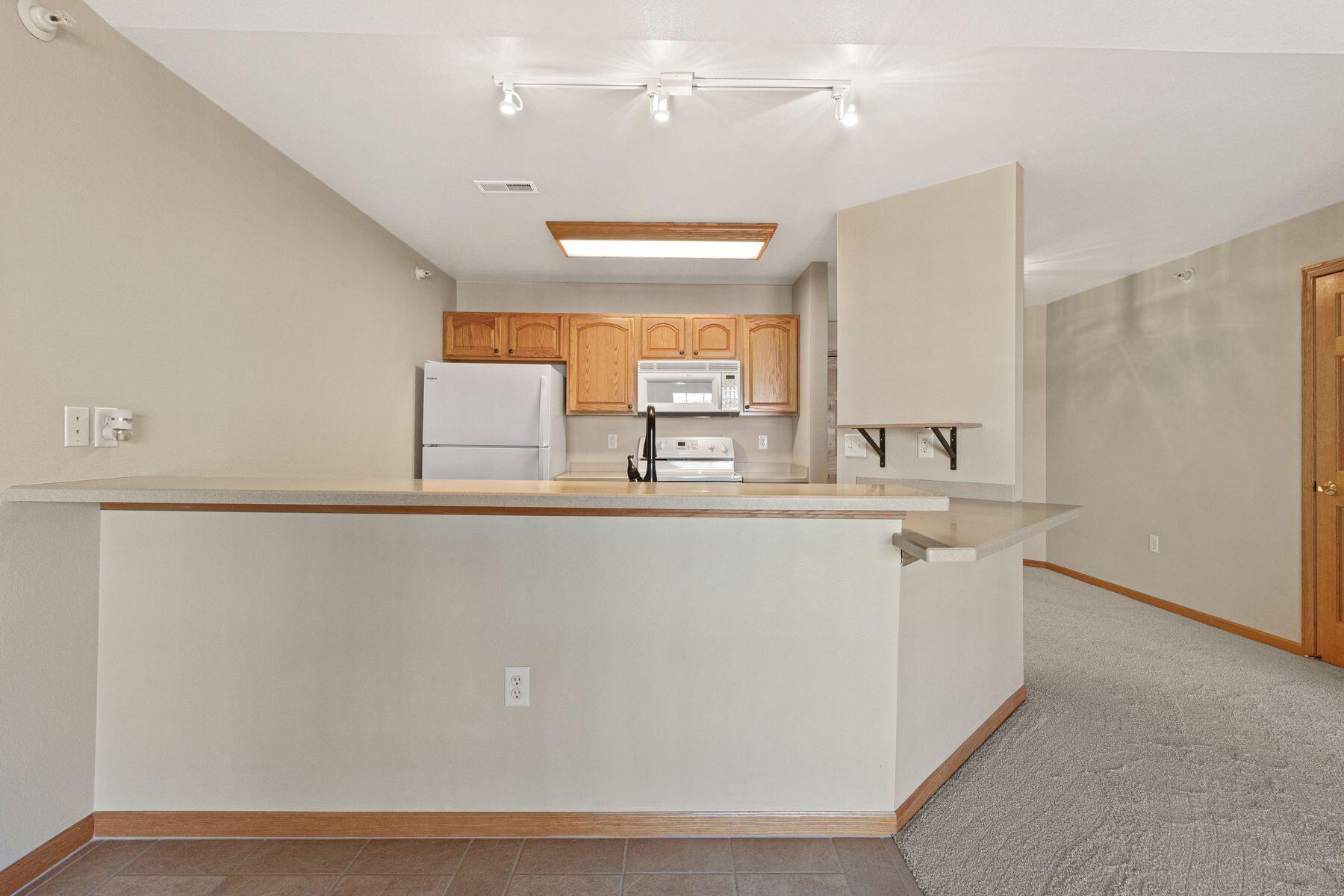 6020 S Buckhorn Ave 301