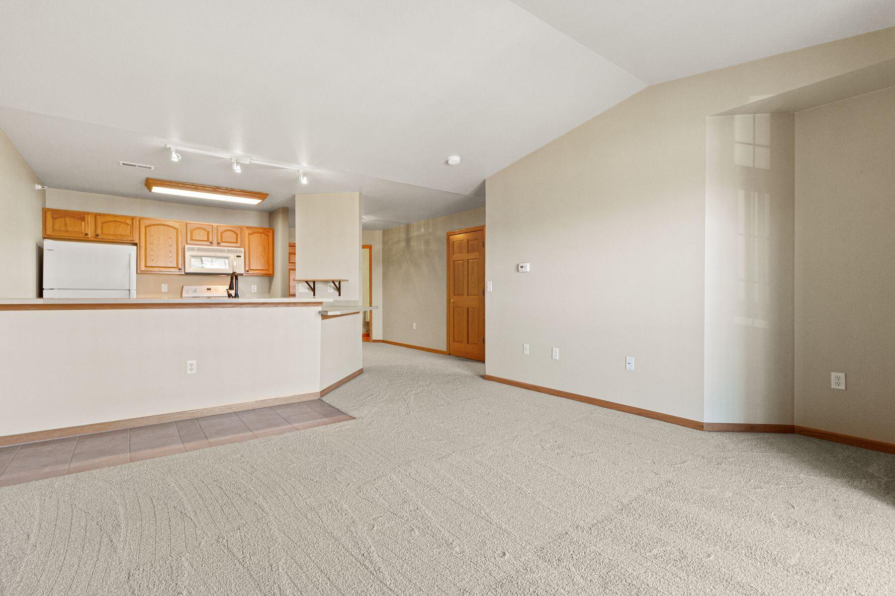 6020 S Buckhorn Ave 301