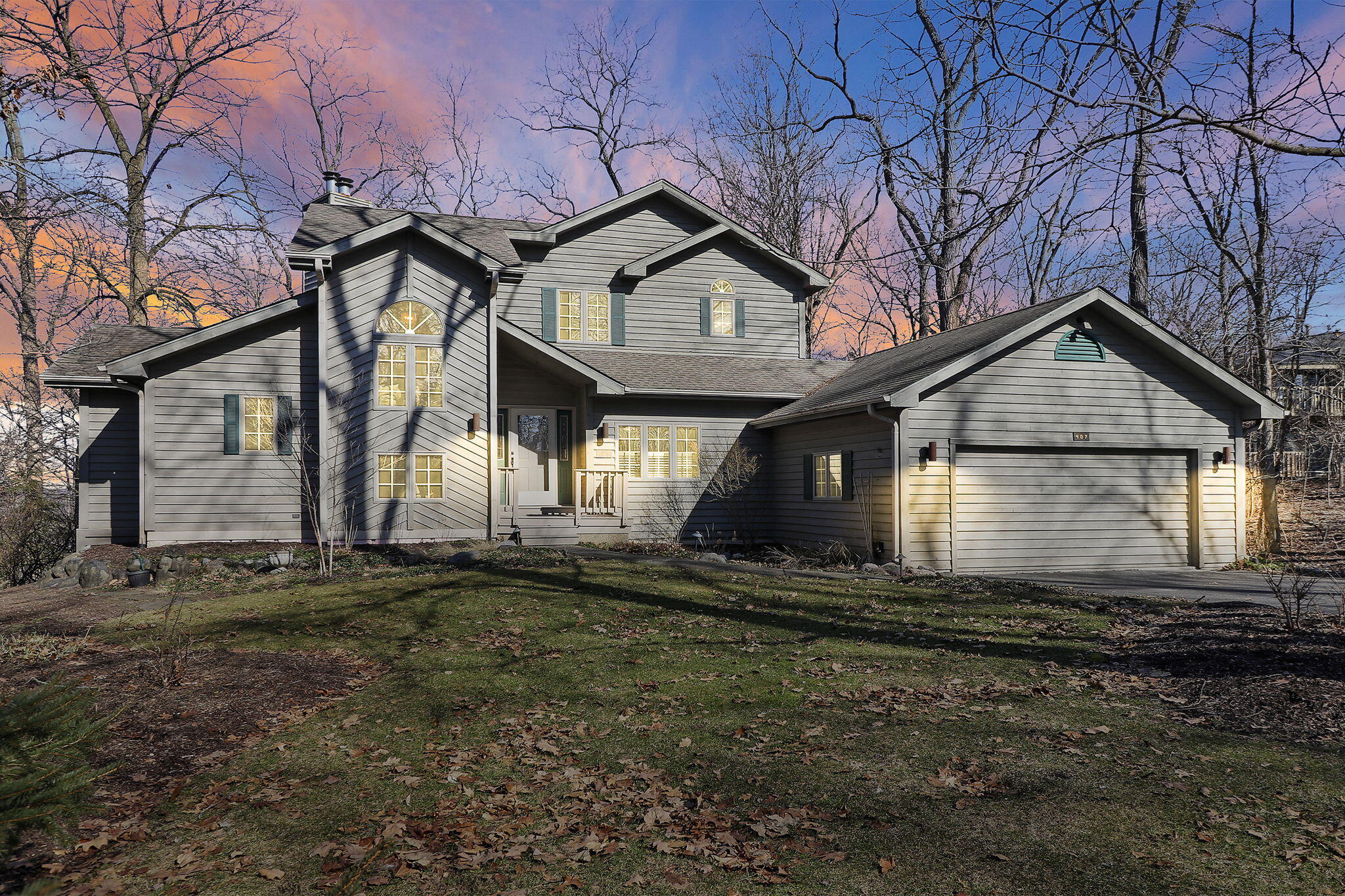 407 Deerpath West -