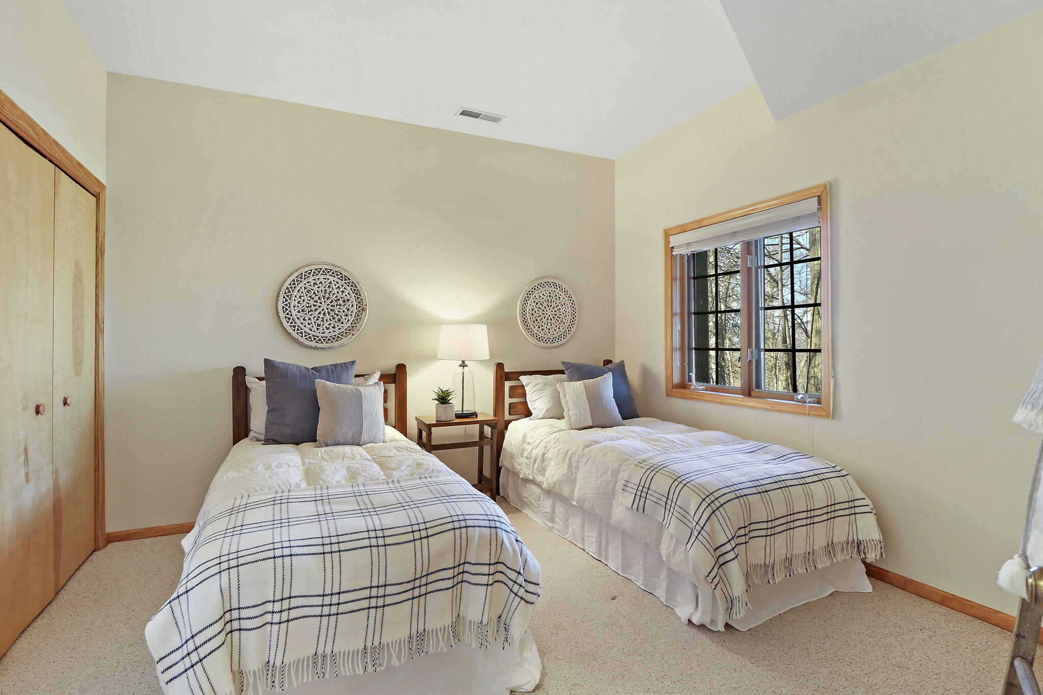 407 Deerpath West -