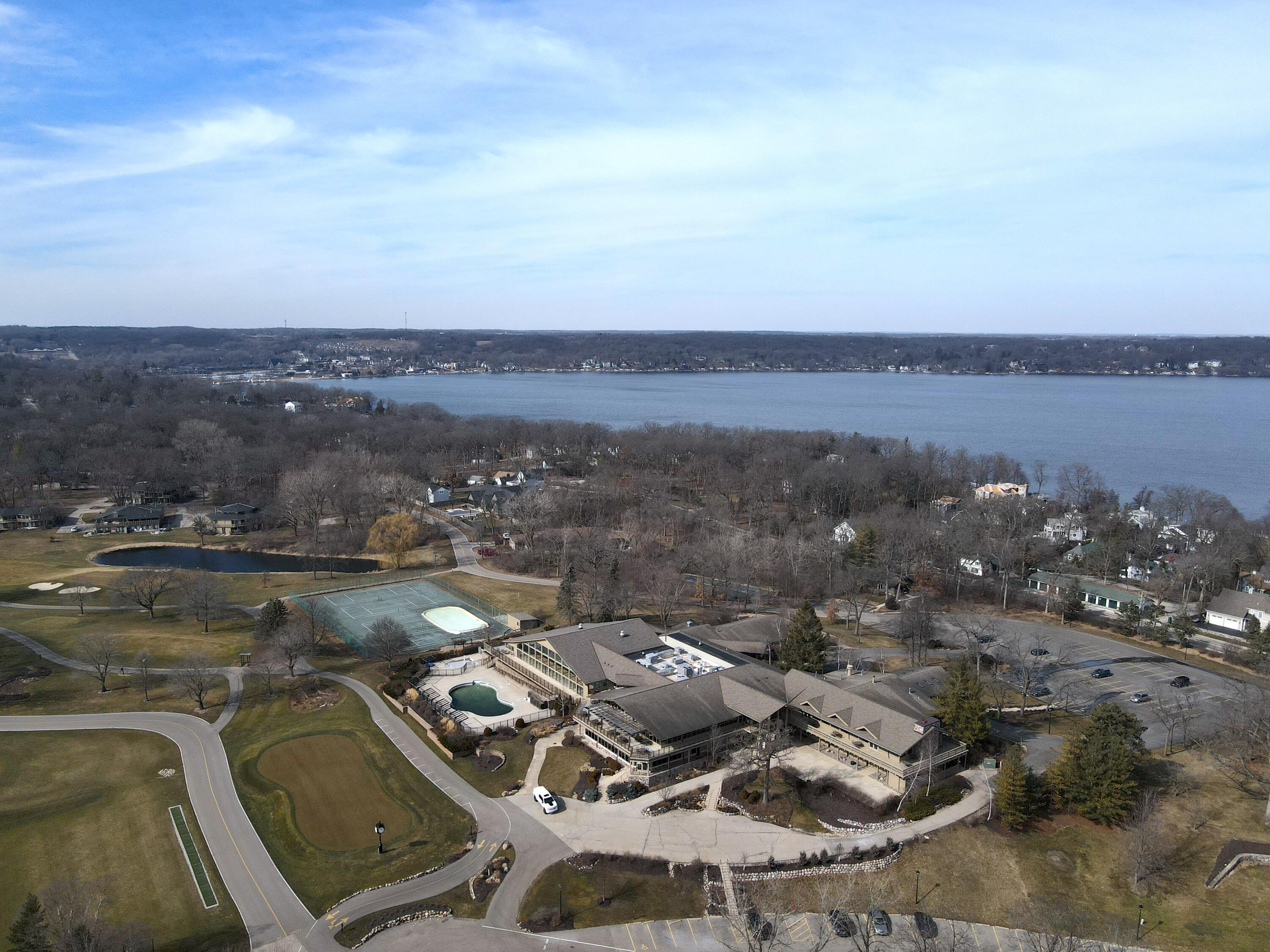 407 Deerpath West -