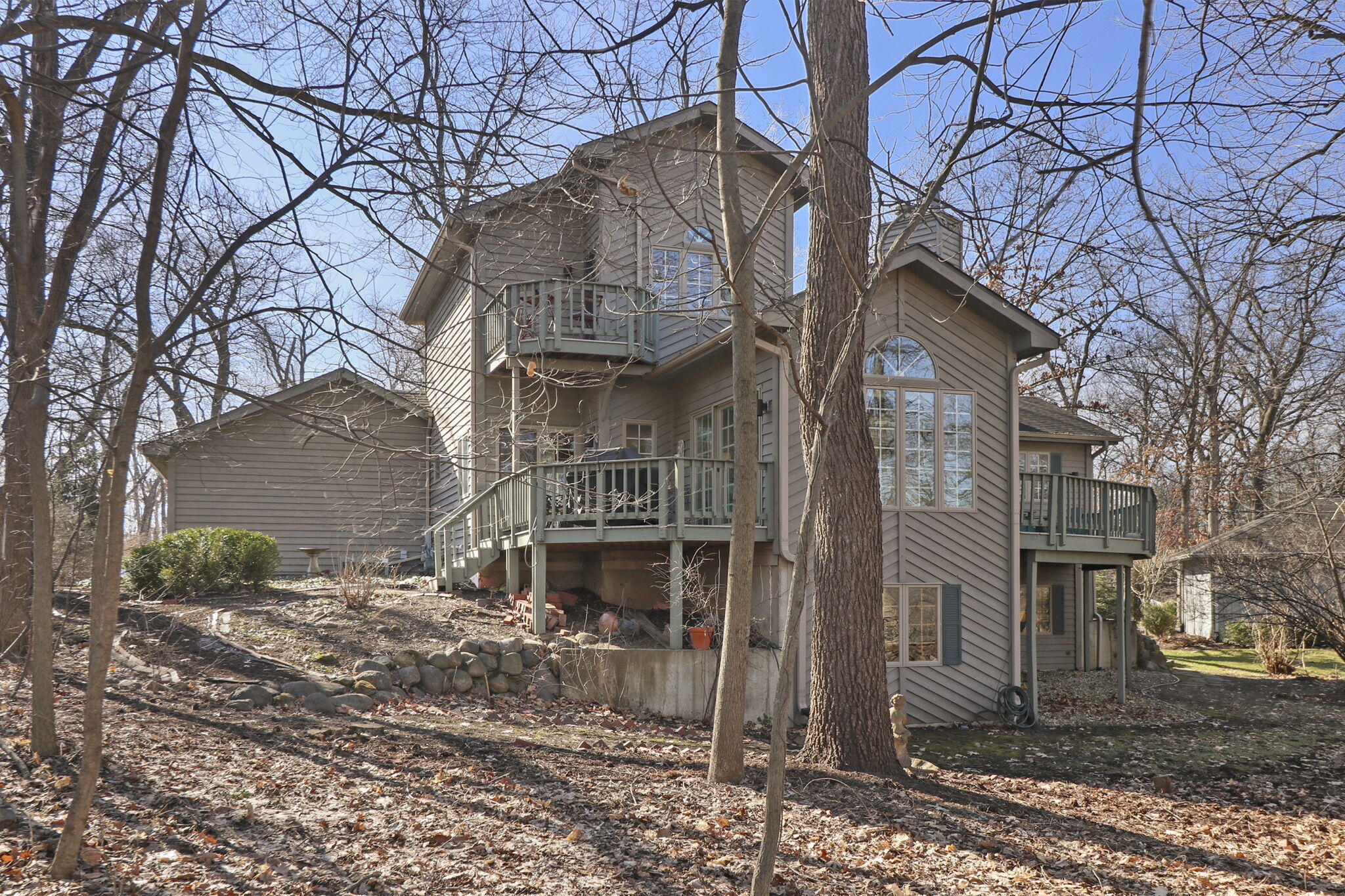 407 Deerpath West -
