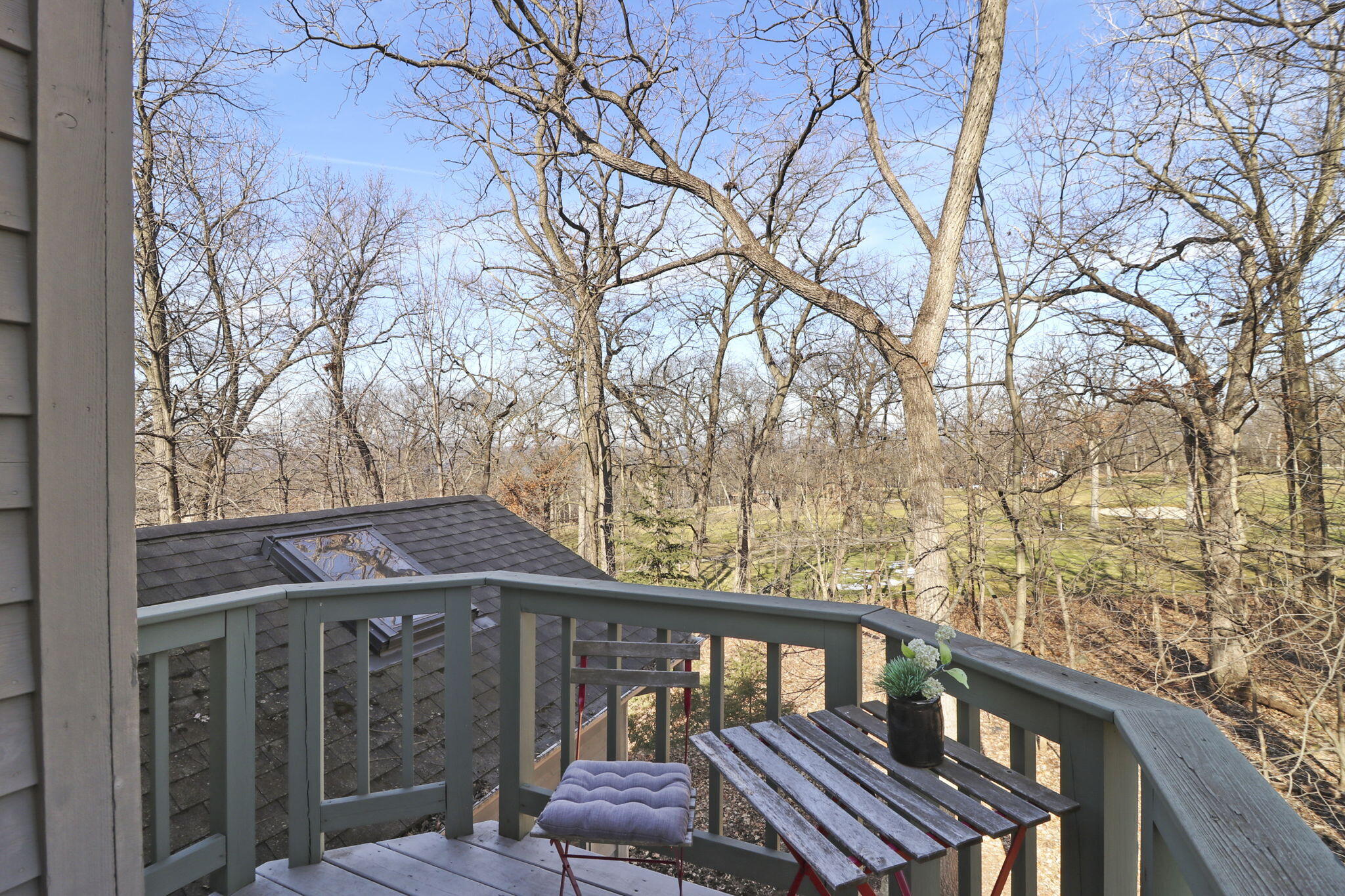 407 Deerpath West -