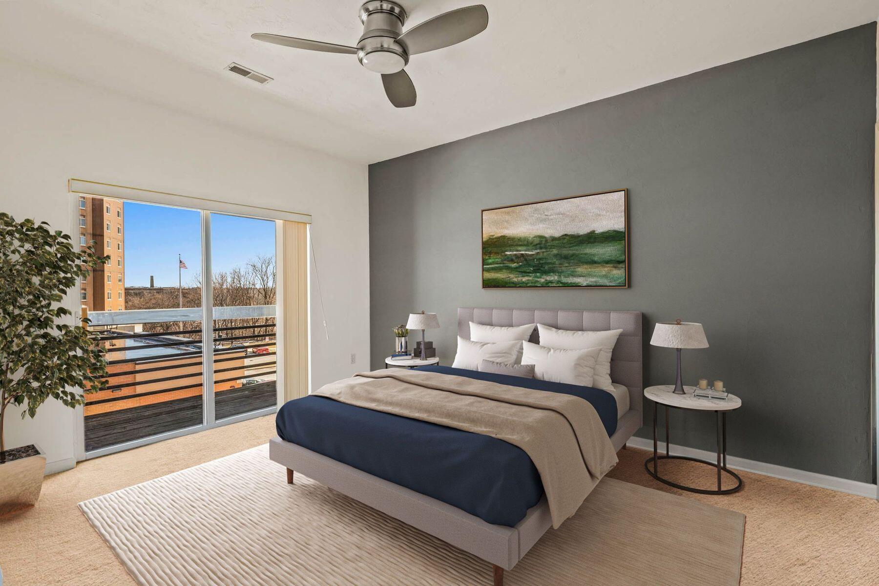 1220 E Locust St 209