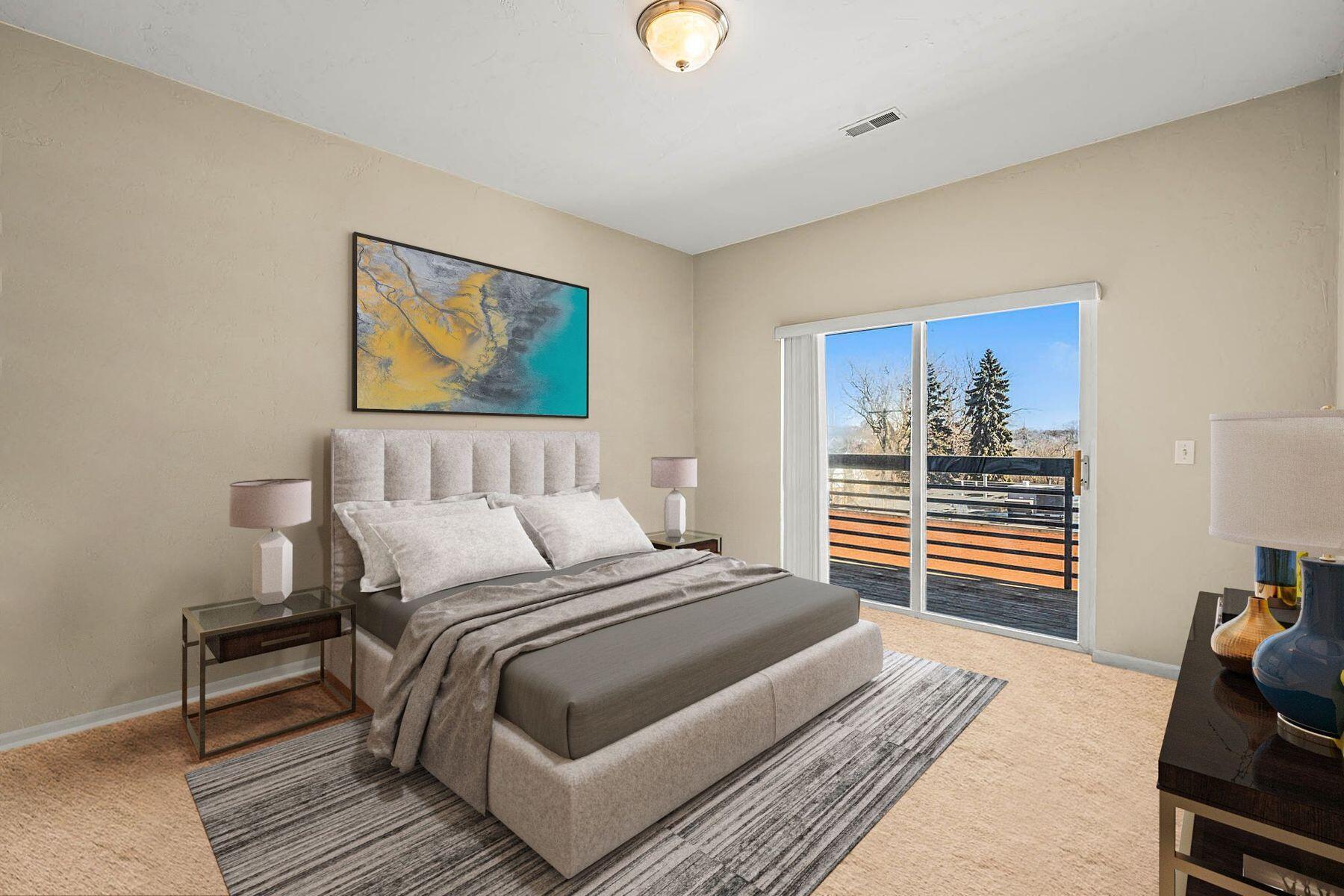 1220 E Locust St 209