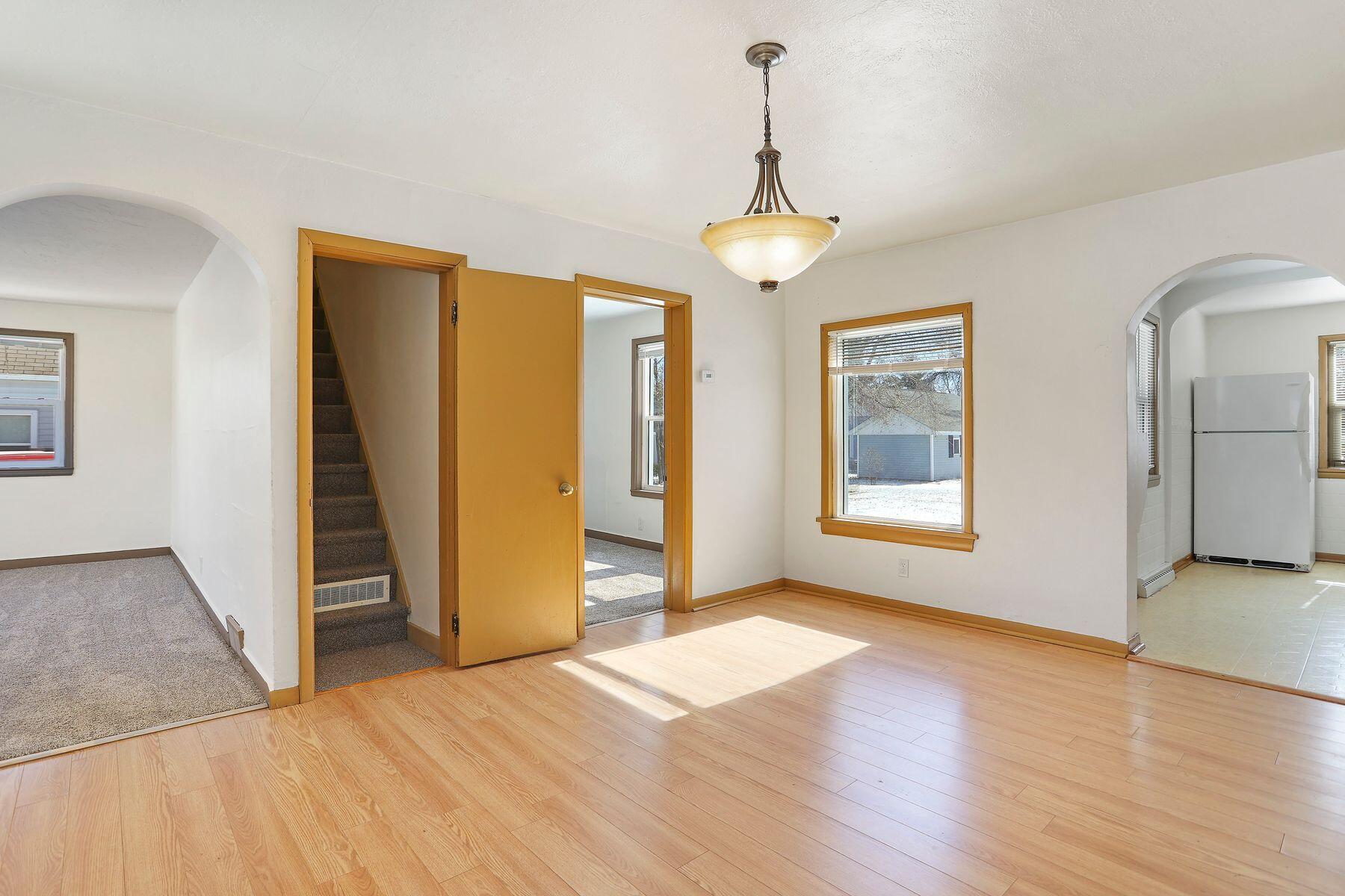 1130 Baker St