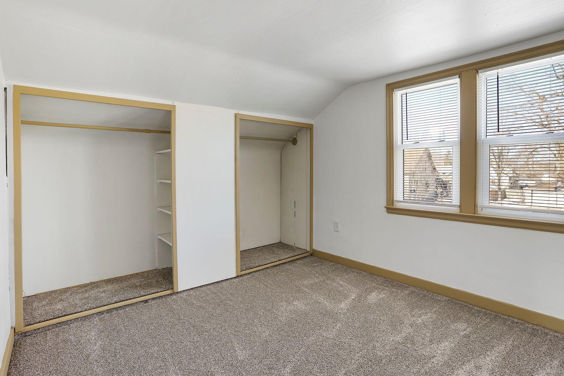 1130 Baker St