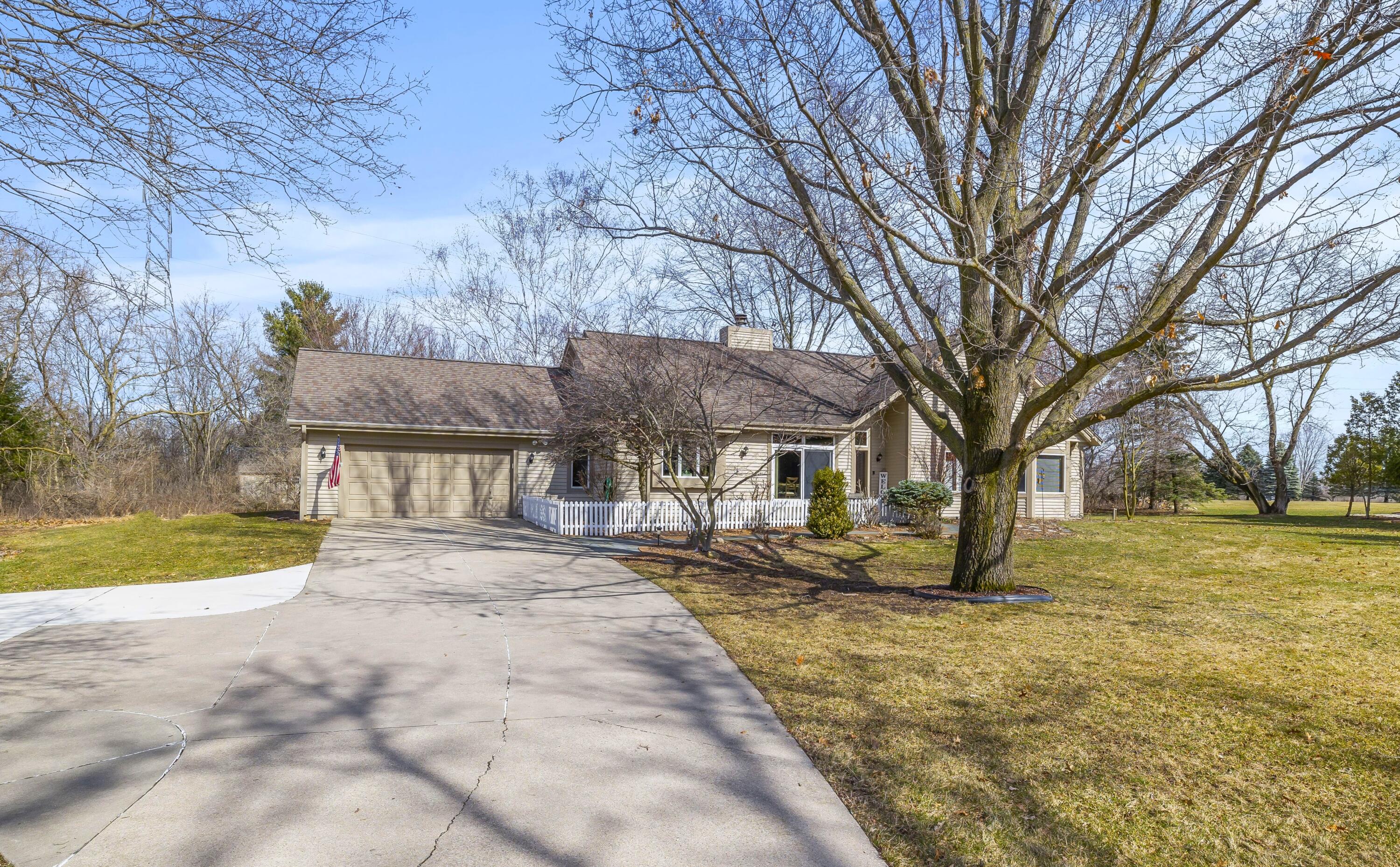 N77W28784 Appaloosa Ln