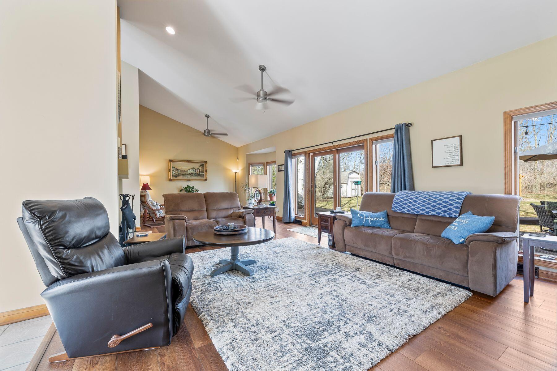 N77W28784 Appaloosa Ln