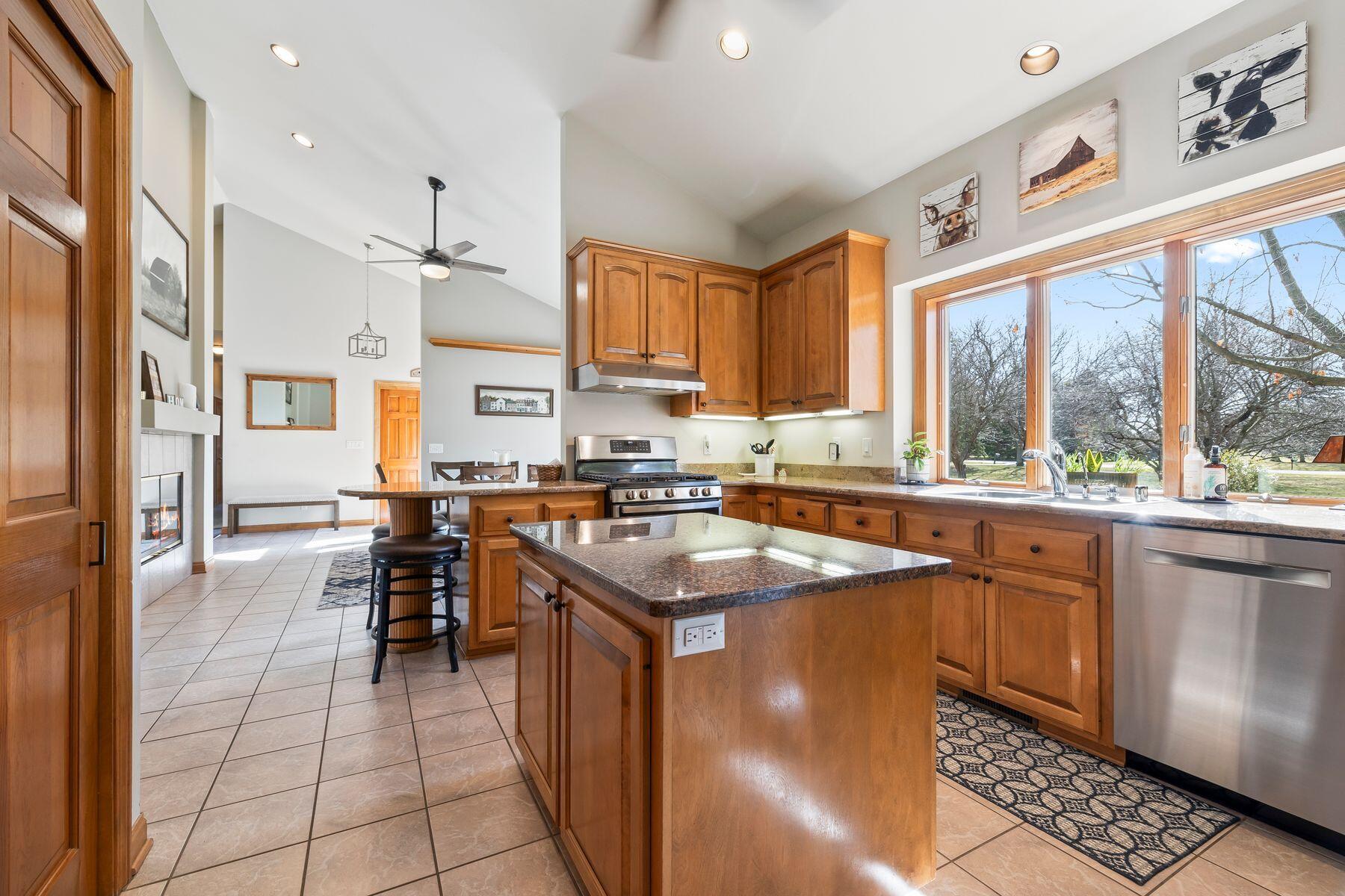 N77W28784 Appaloosa Ln