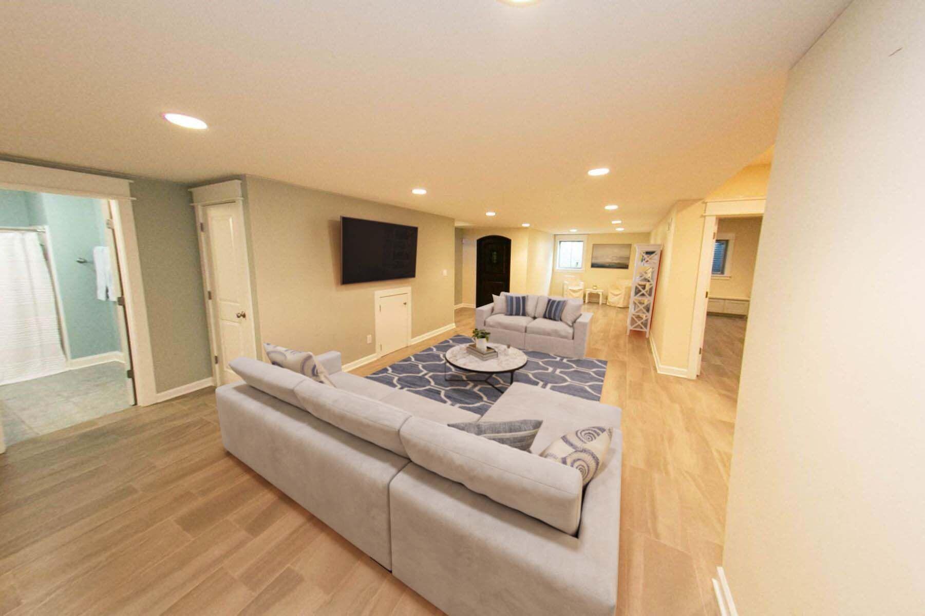 449 Hillcrest Dr