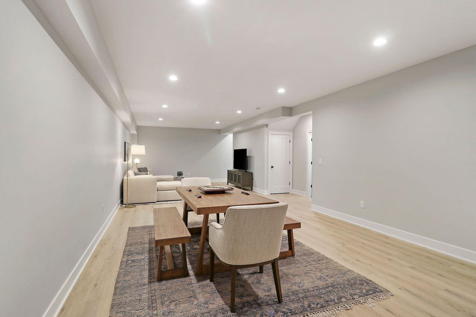 N2422 Shady Side Dr