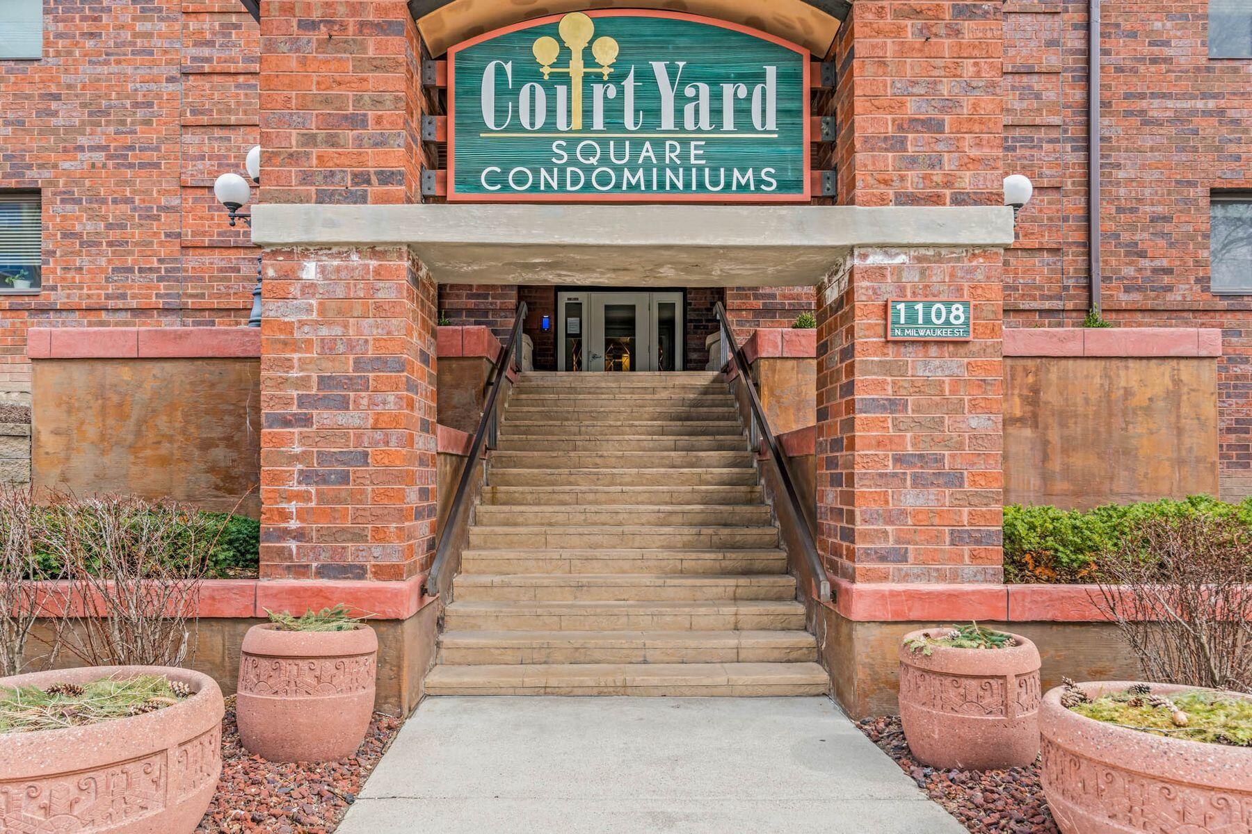 1108 N St 231