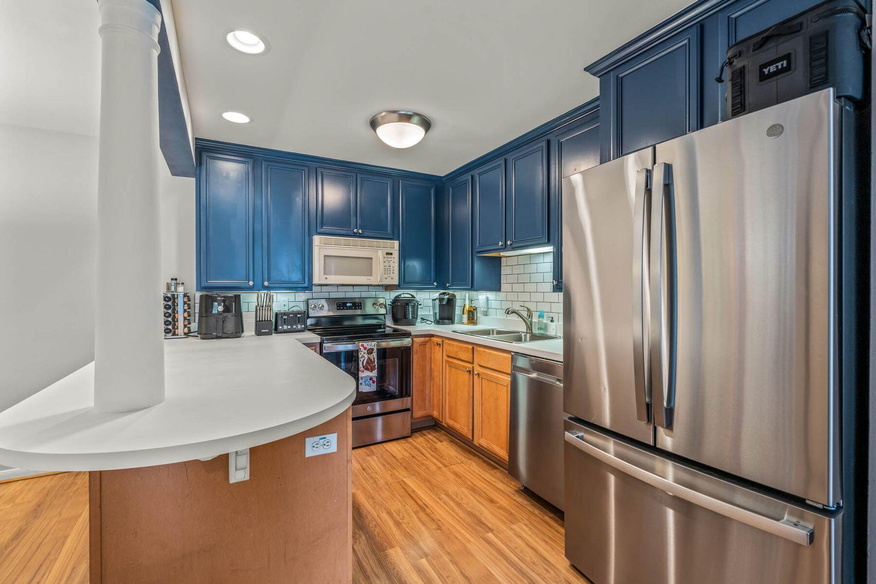 1108 N St 231