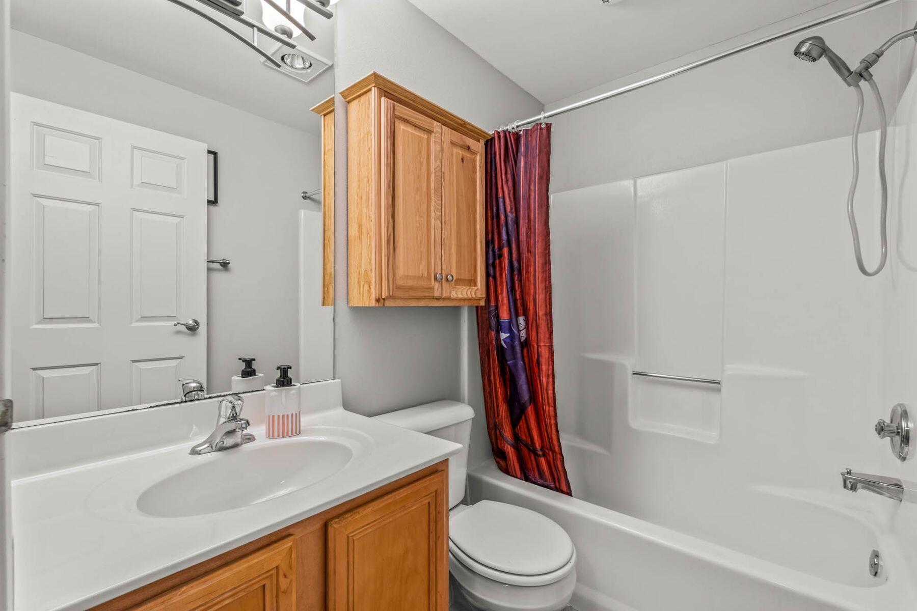 1108 N St 231