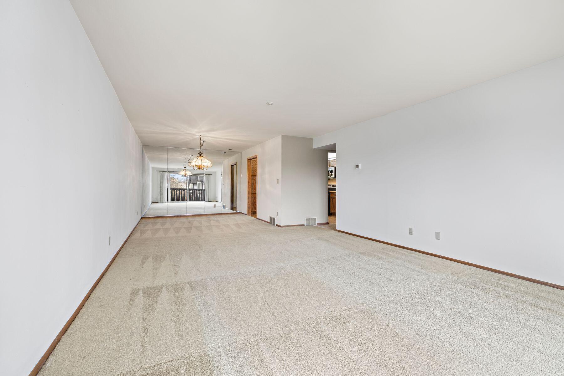 8900 N Park Plaza Ct 201