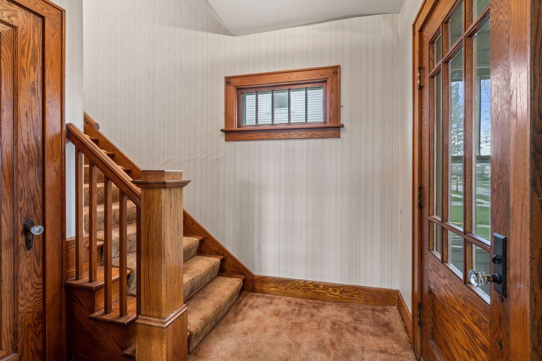1140 W 6th Ave