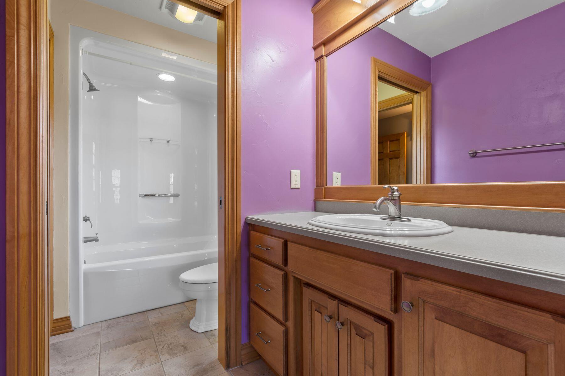 2865 Shelter Creek Ct