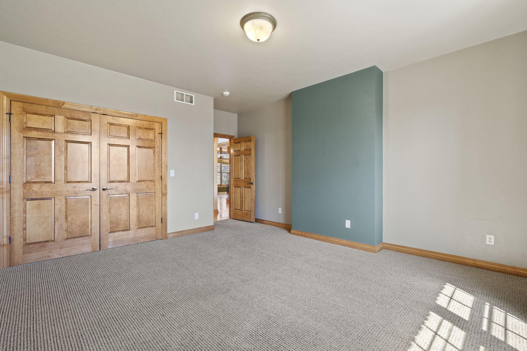 2865 Shelter Creek Ct