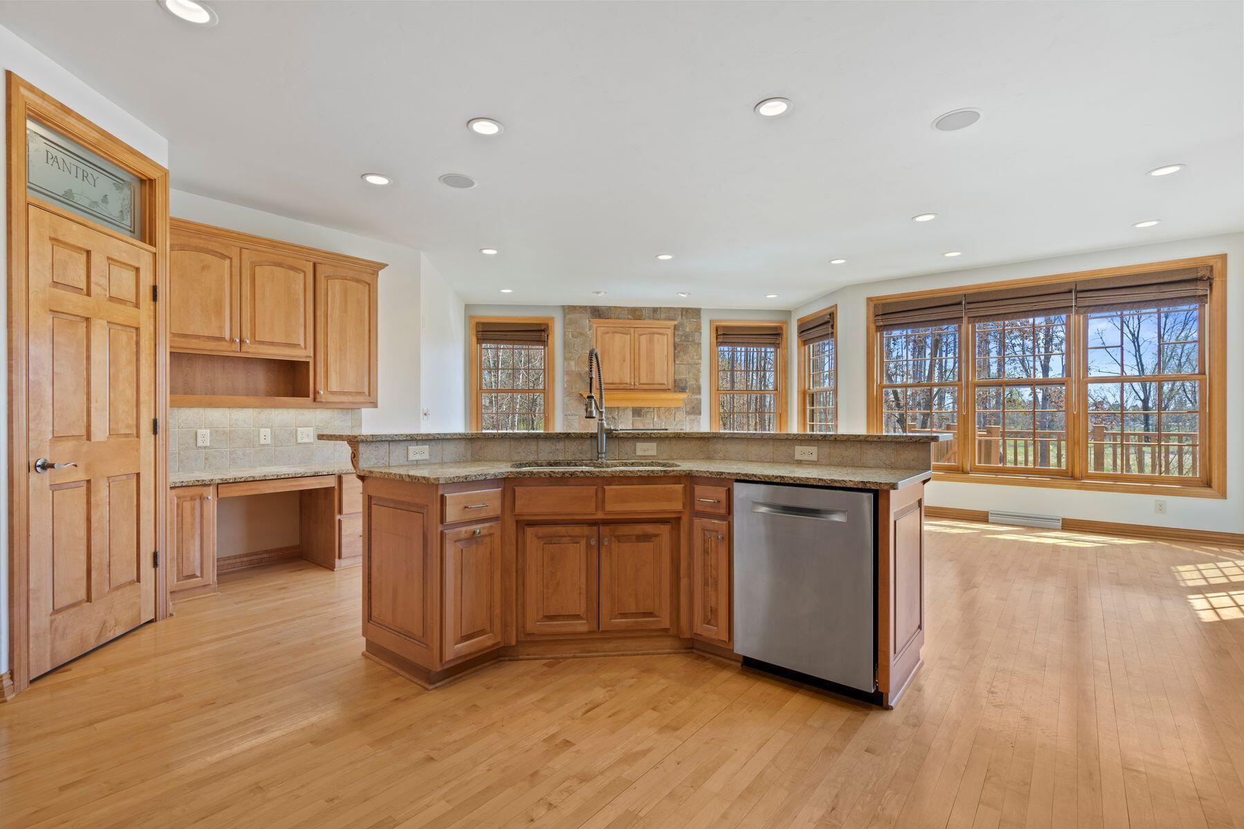 2865 Shelter Creek Ct