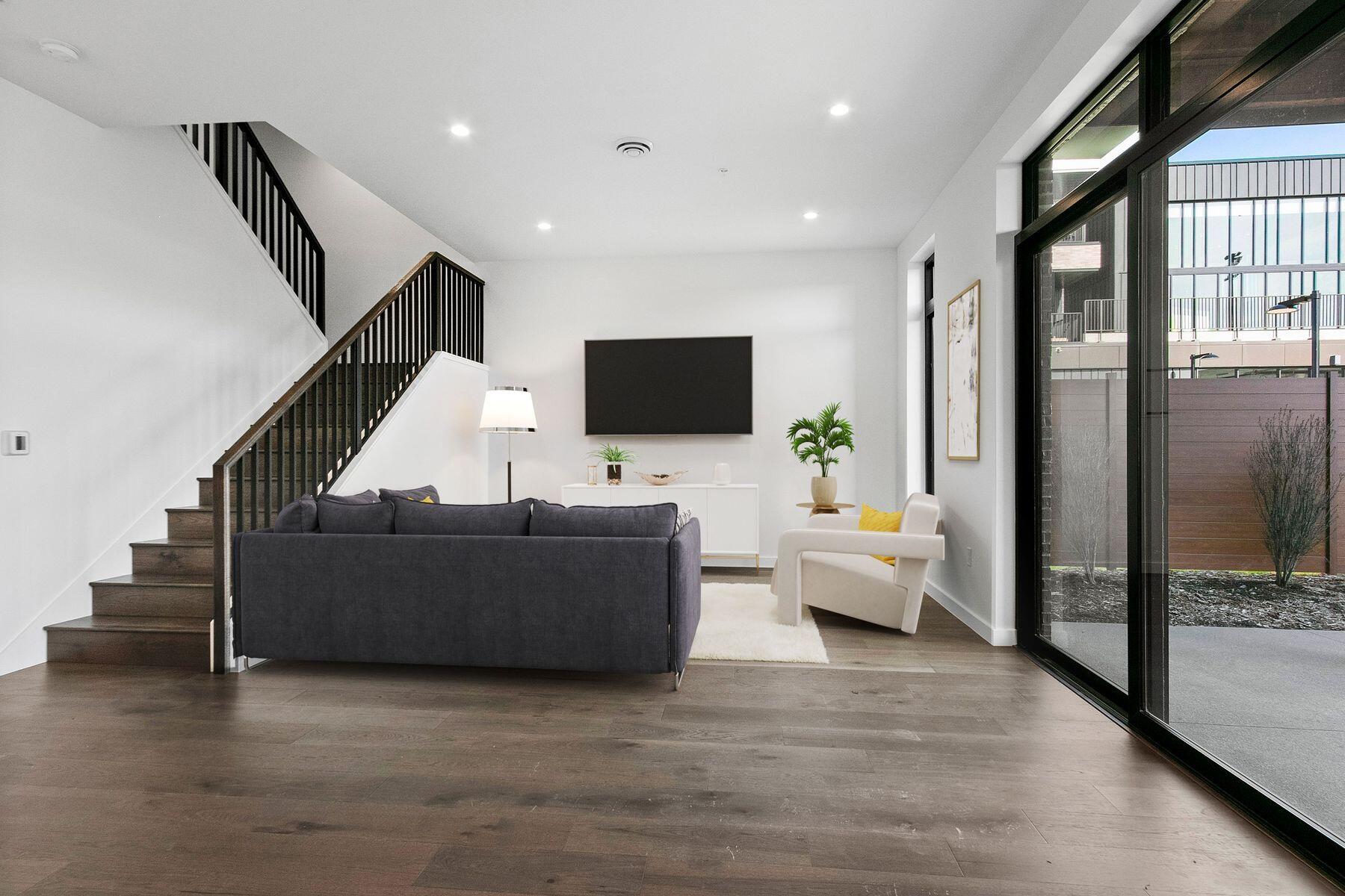 1158 Brookwood Dr