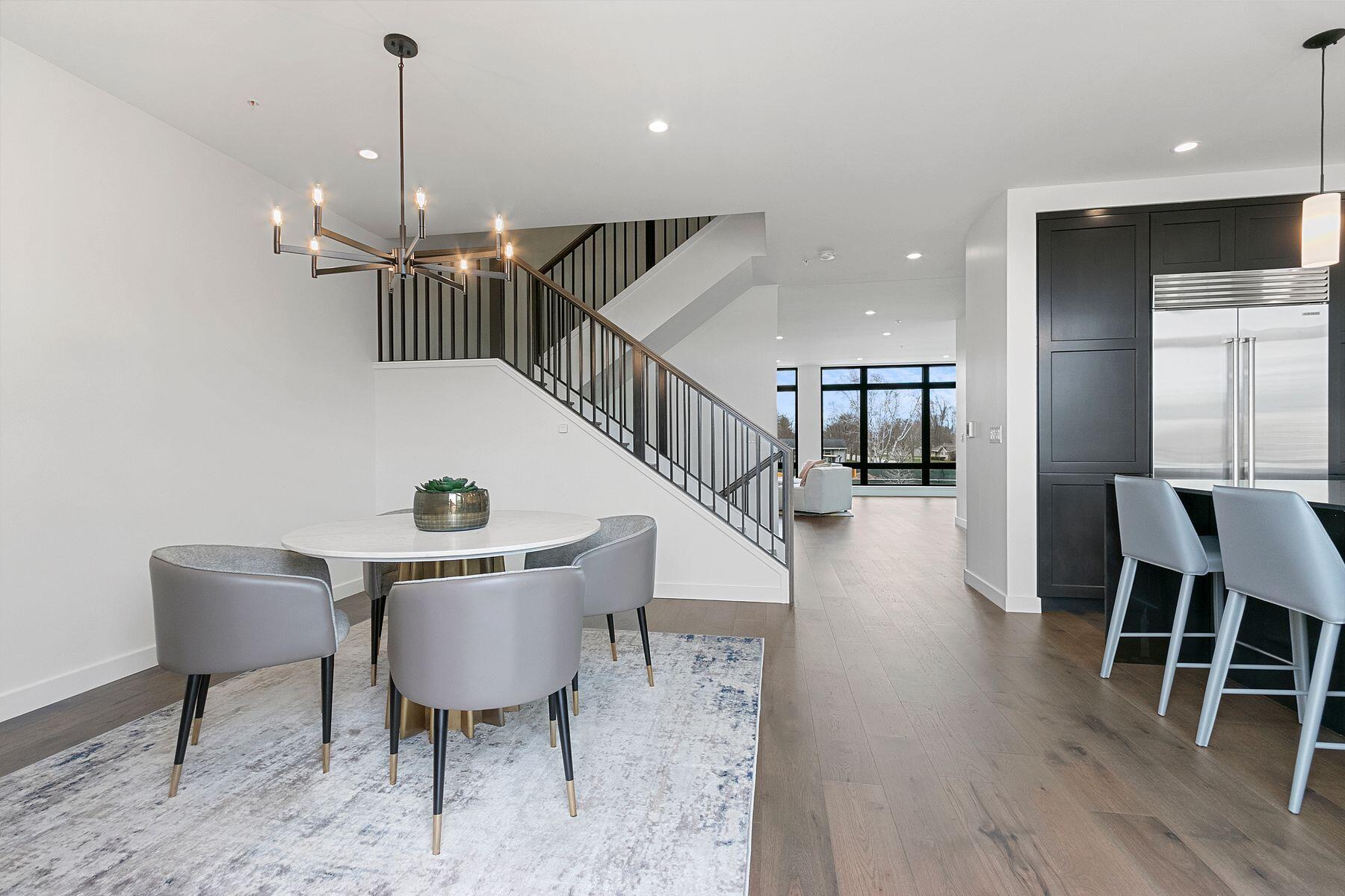 1150 Brookwood Dr