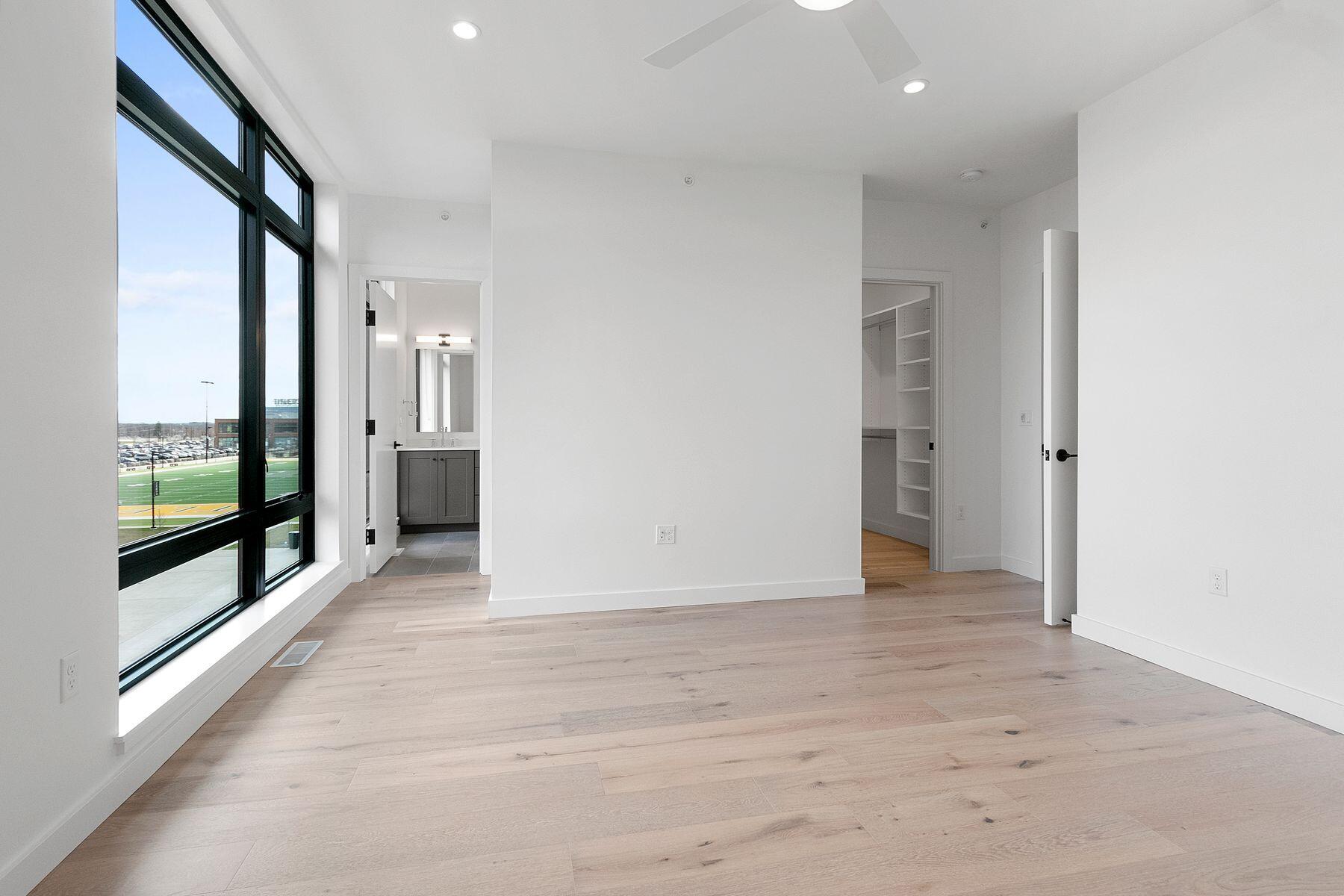 1152 Brookwood Dr