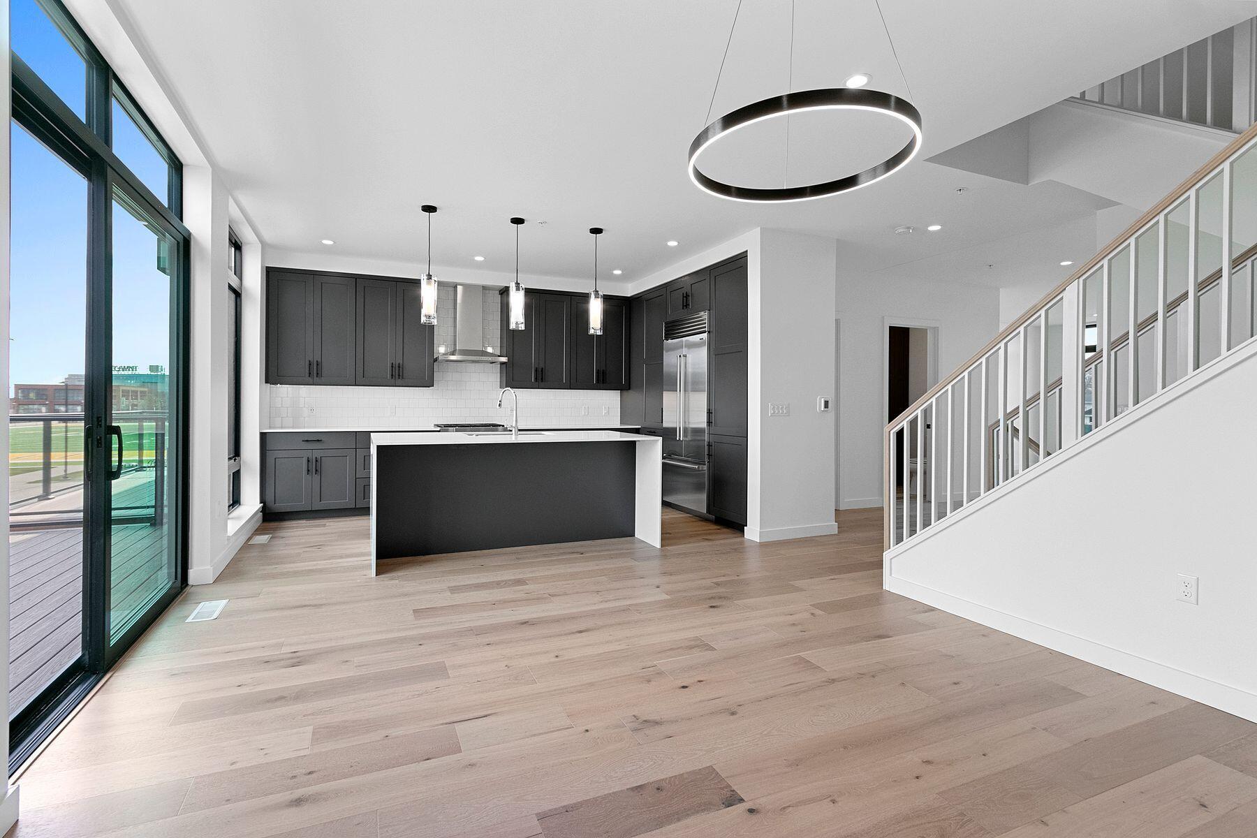 1152 Brookwood Dr