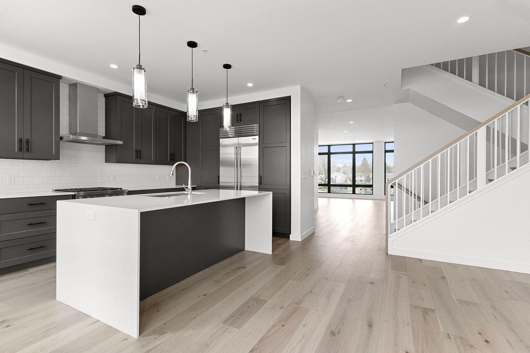 1152 Brookwood Dr