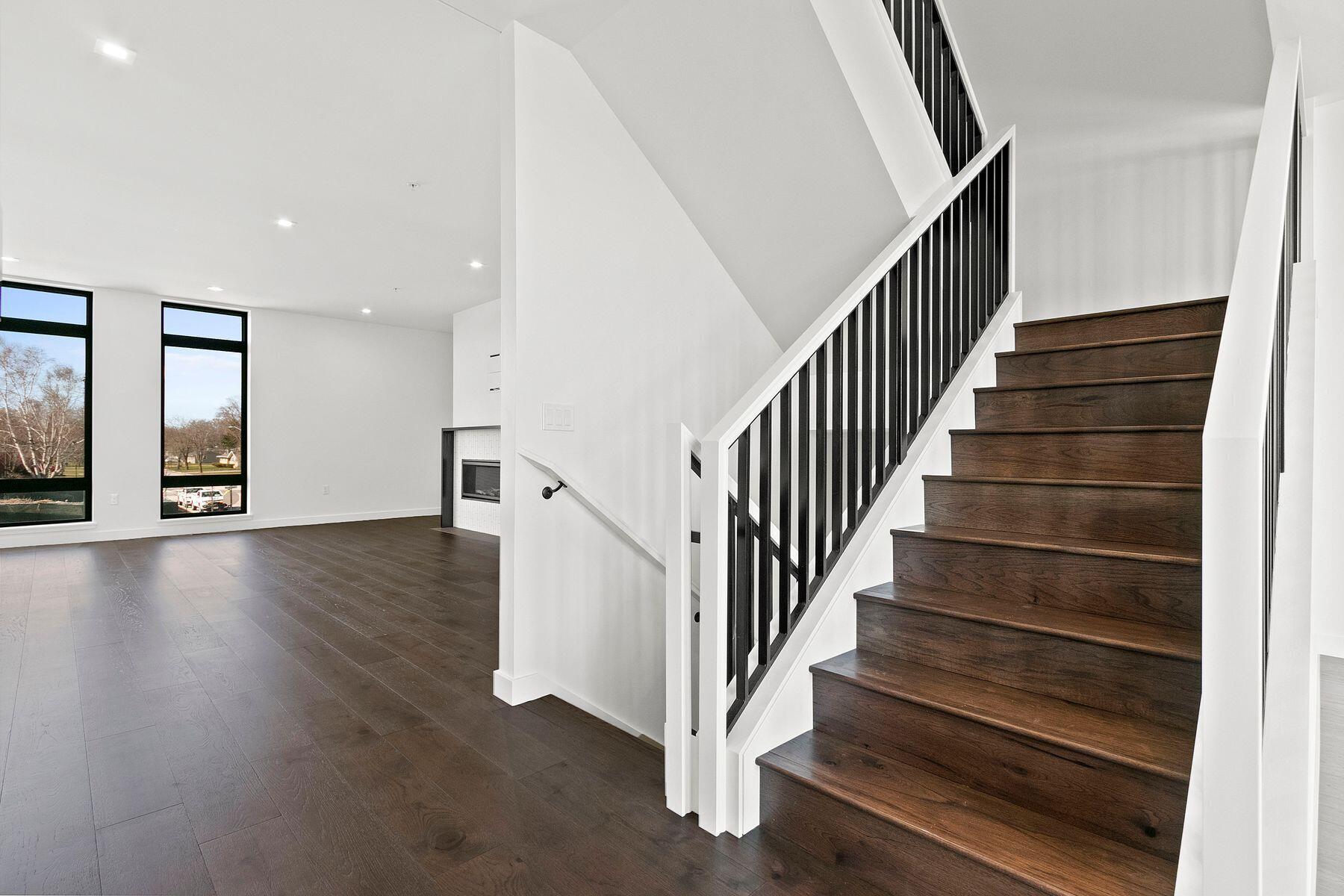 1154 Brookwood Dr